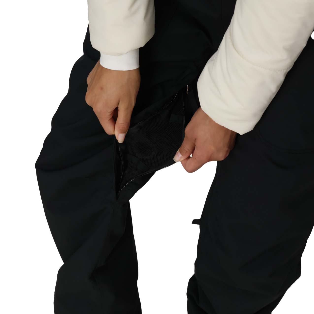686 Black Magic Bib Women's Snowboard/Ski Pants