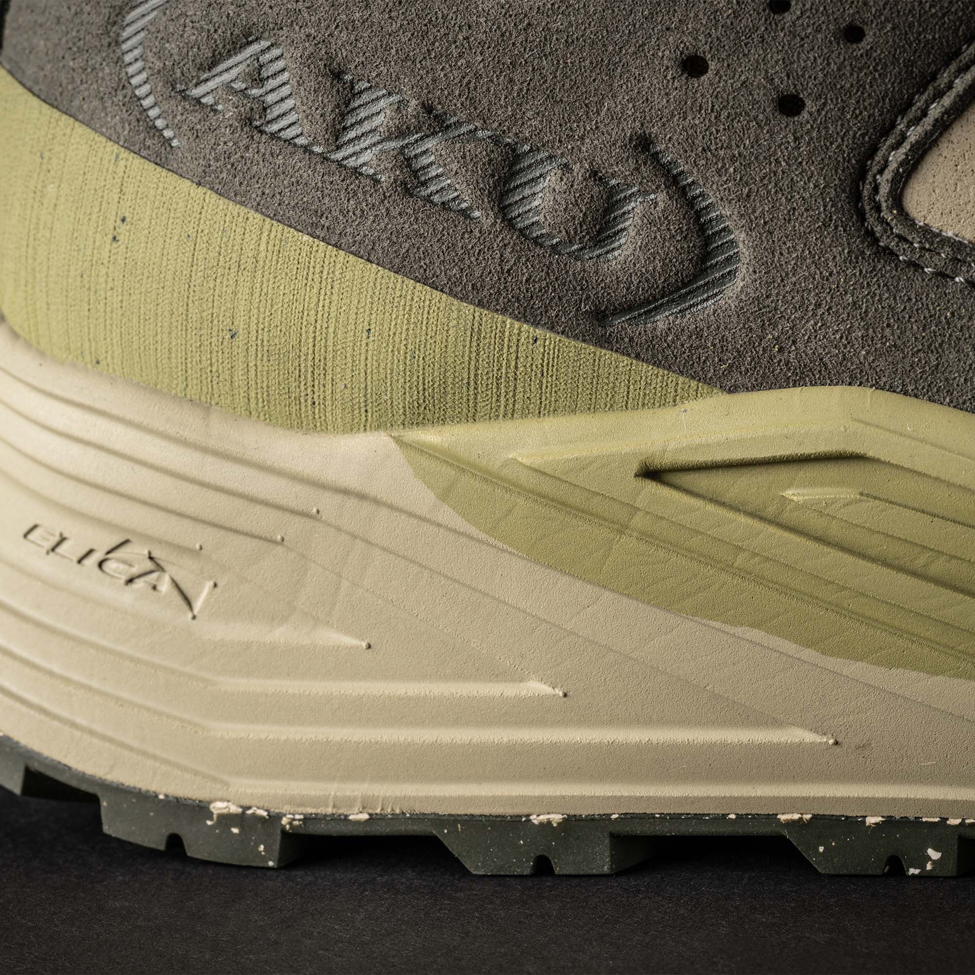 Aku Omnia V-Light Gore-Tex Men Walking Shoes