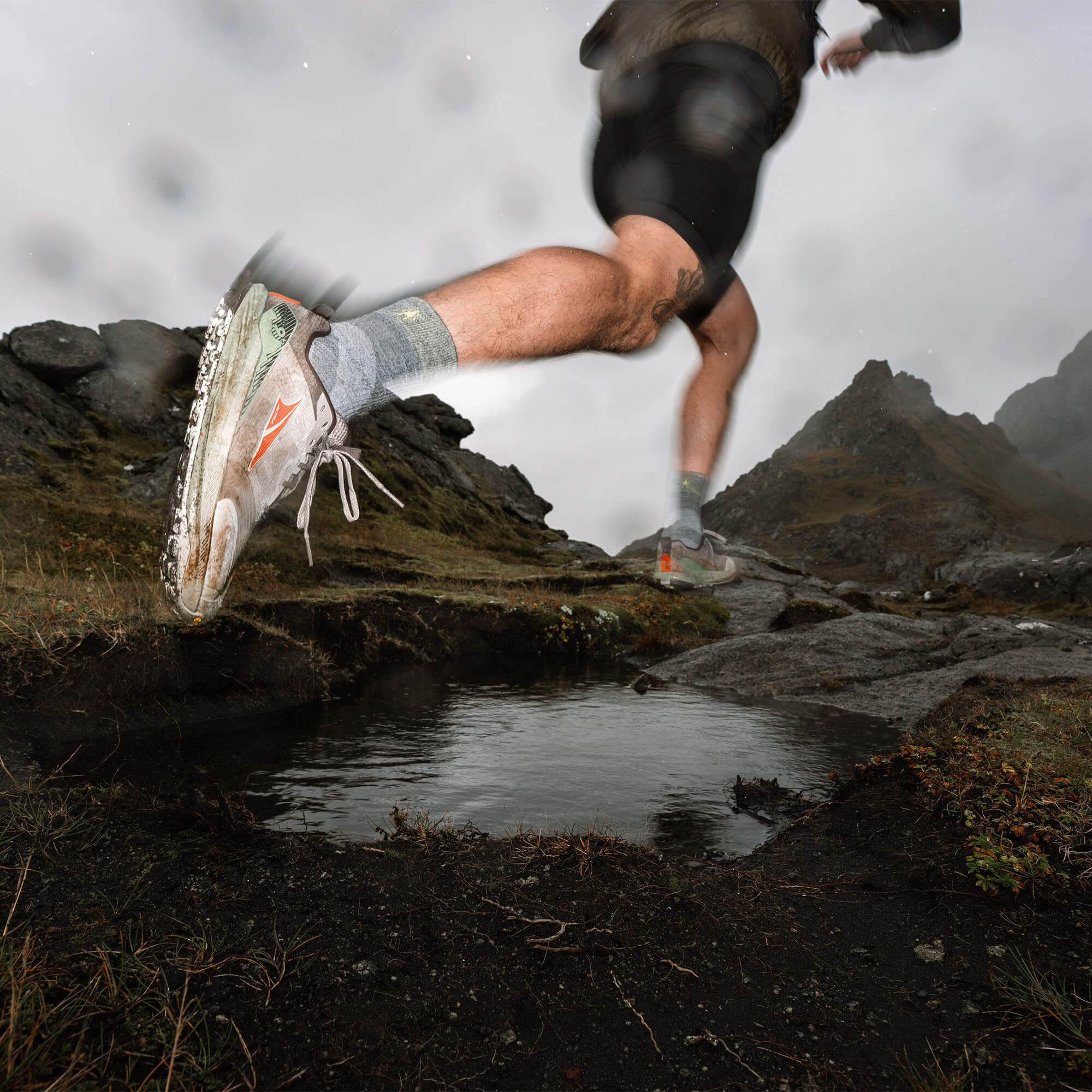 Altra Lone Peak 9+  Trail Running Shoes