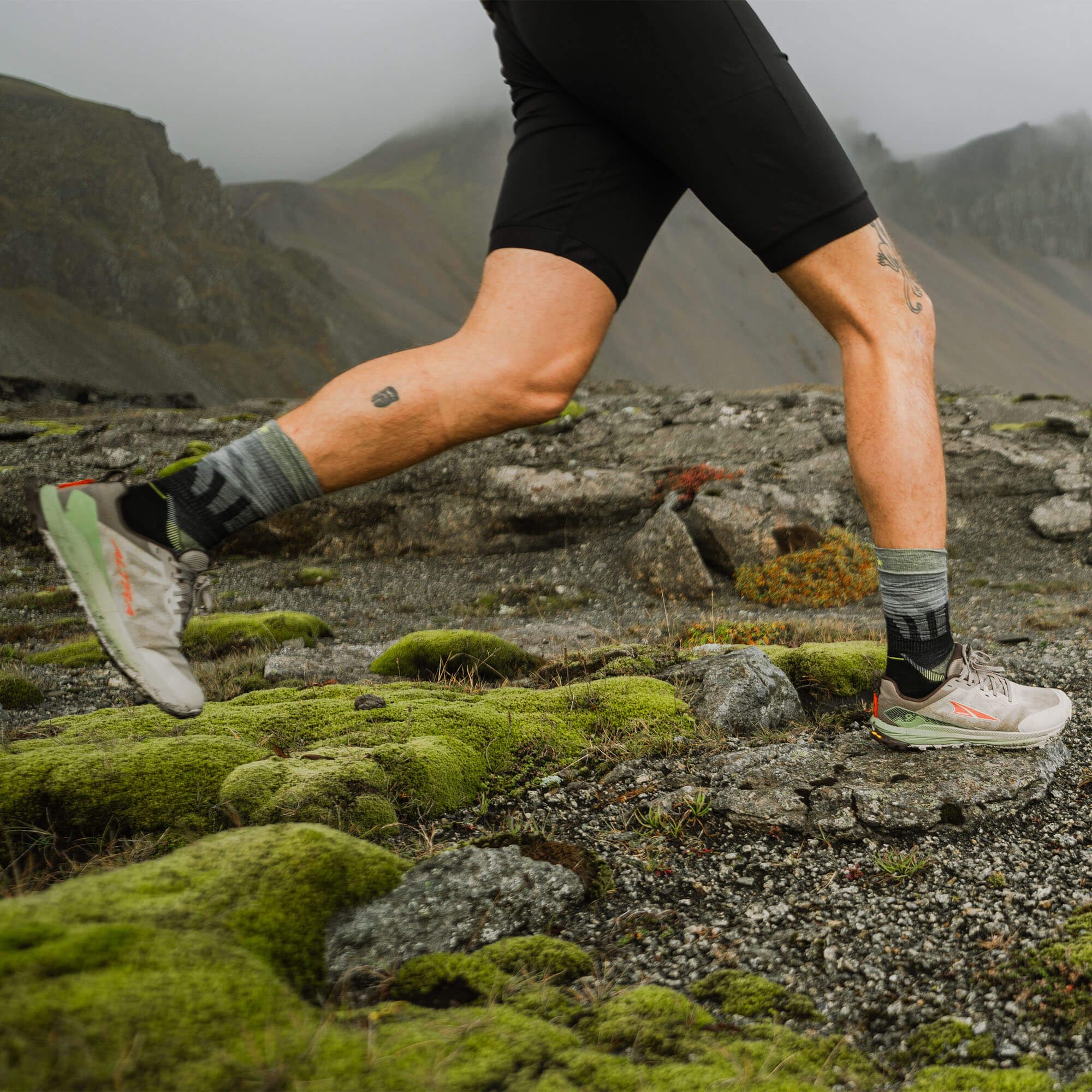 Altra Lone Peak 9+  Trail Running Shoes