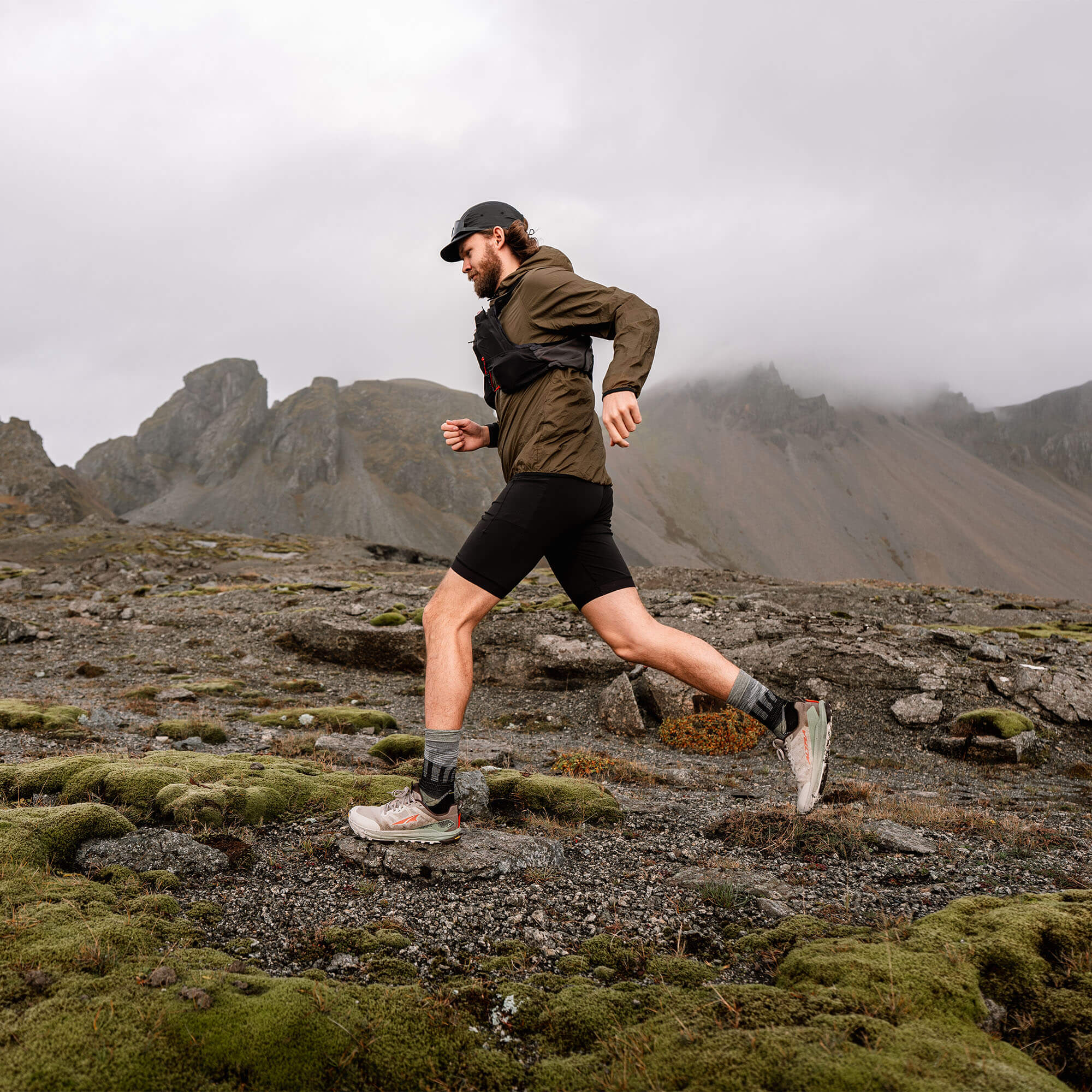 Altra Lone Peak 9+  Trail Running Shoes