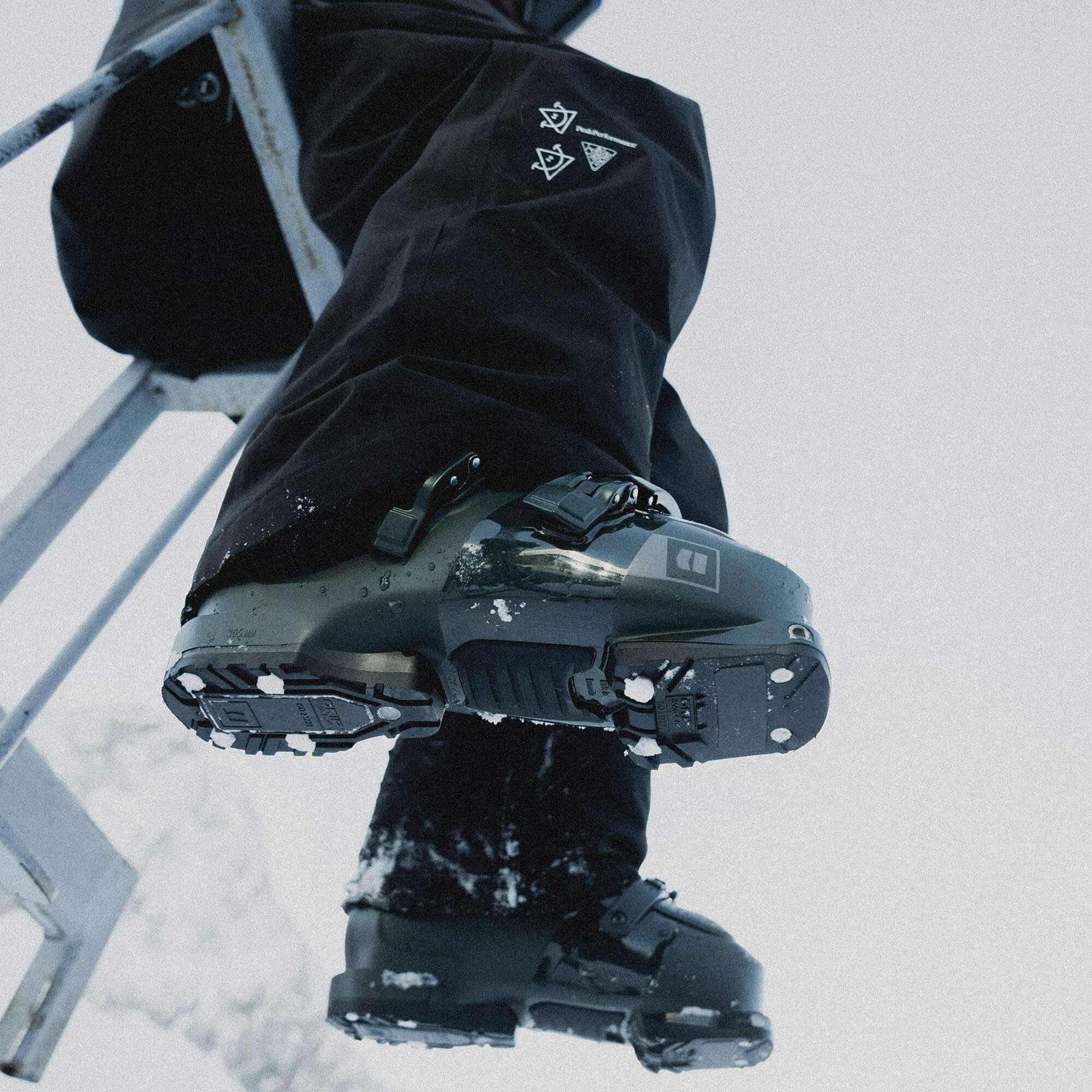 Armada AR ONE 100 MV Gripwalk Ski Boots