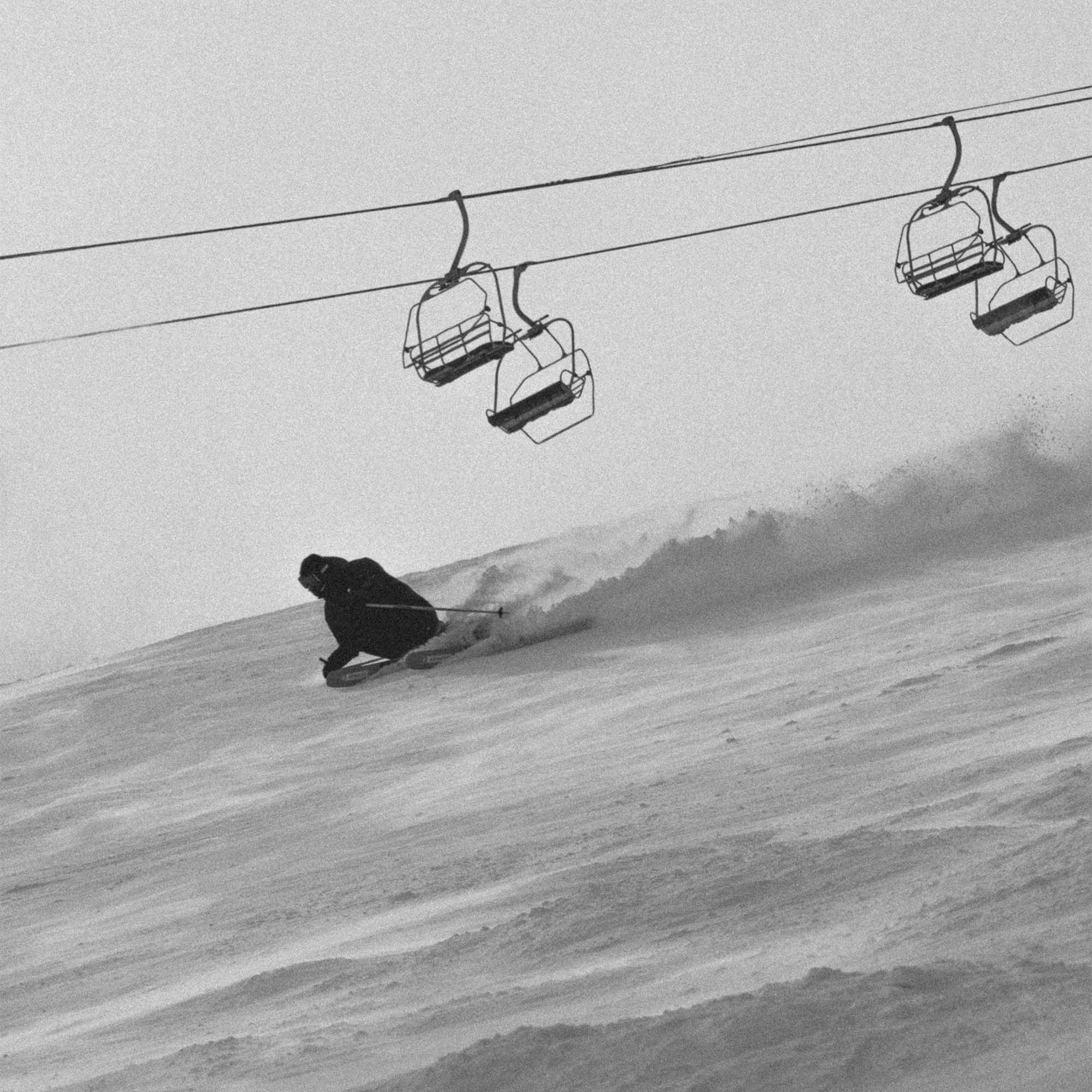 Armada Declivity 92 Ti Skis + Strive 11 Bindings