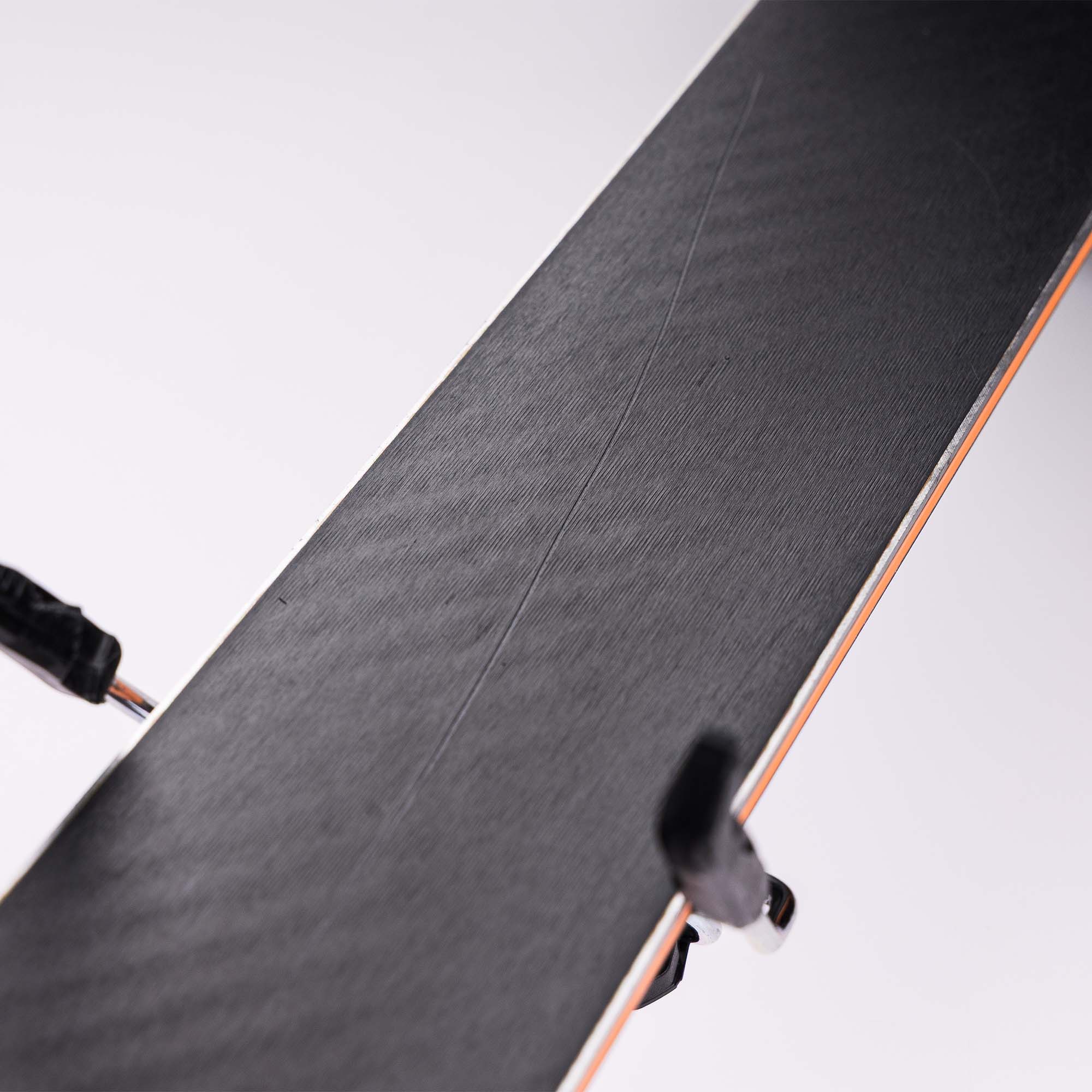 Ex Demo Atomic Maverick 86 C Skis With Atomic Warden Bindings