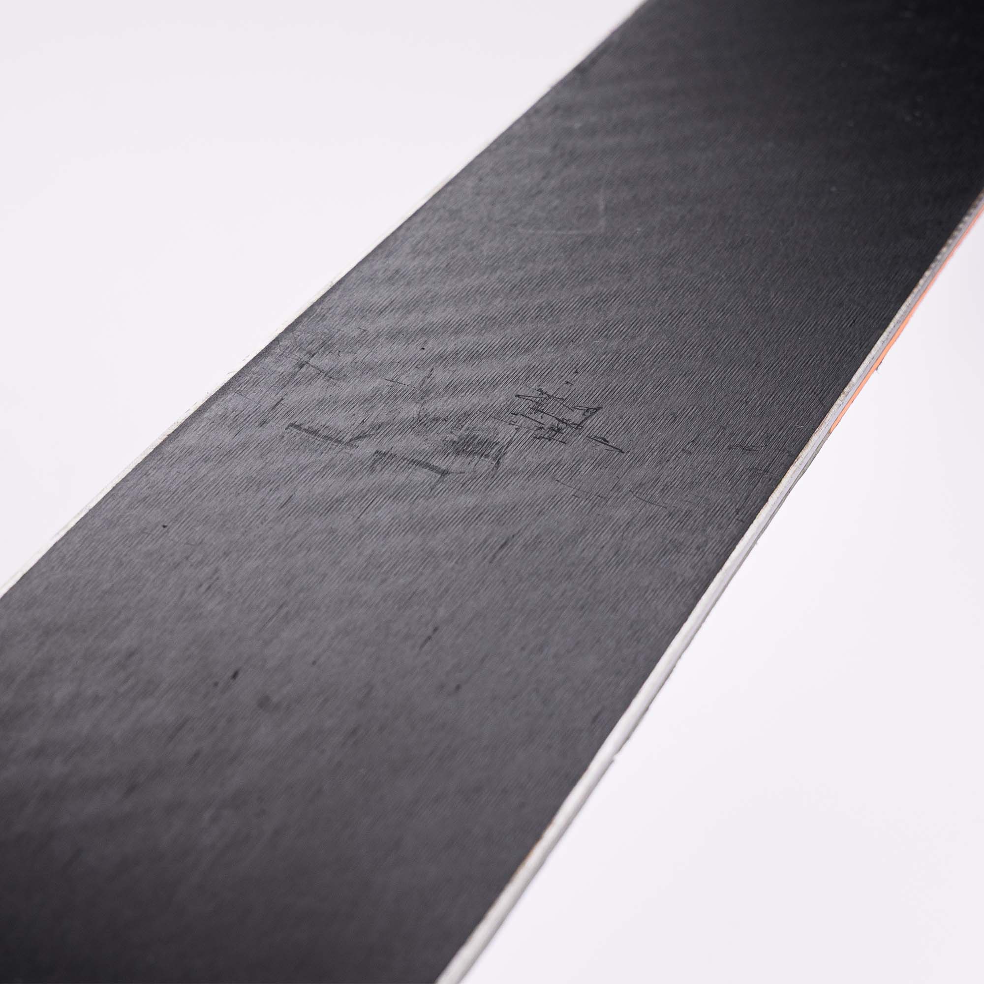 Ex Demo Atomic Maverick 86 C Skis With Atomic Warden Bindings