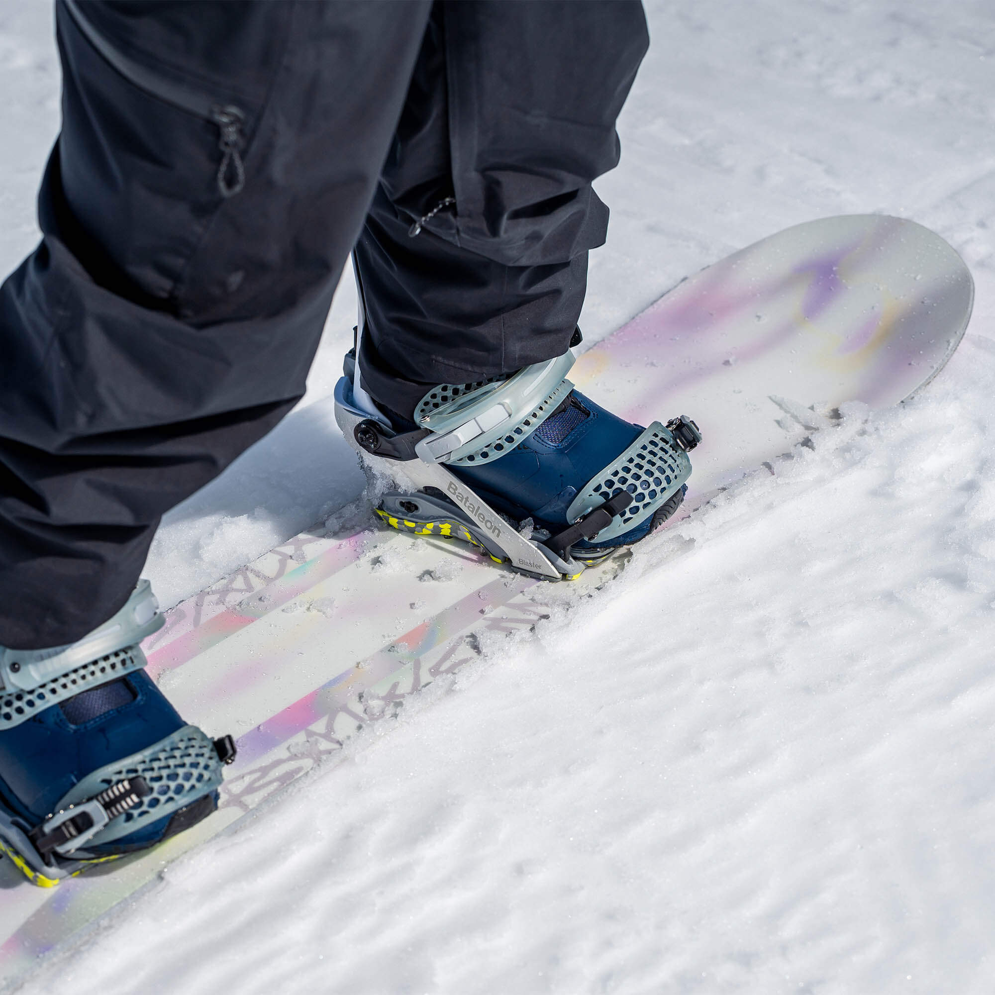 Bataleon Push Up Women's All Mountain/Freestyle Snowboard