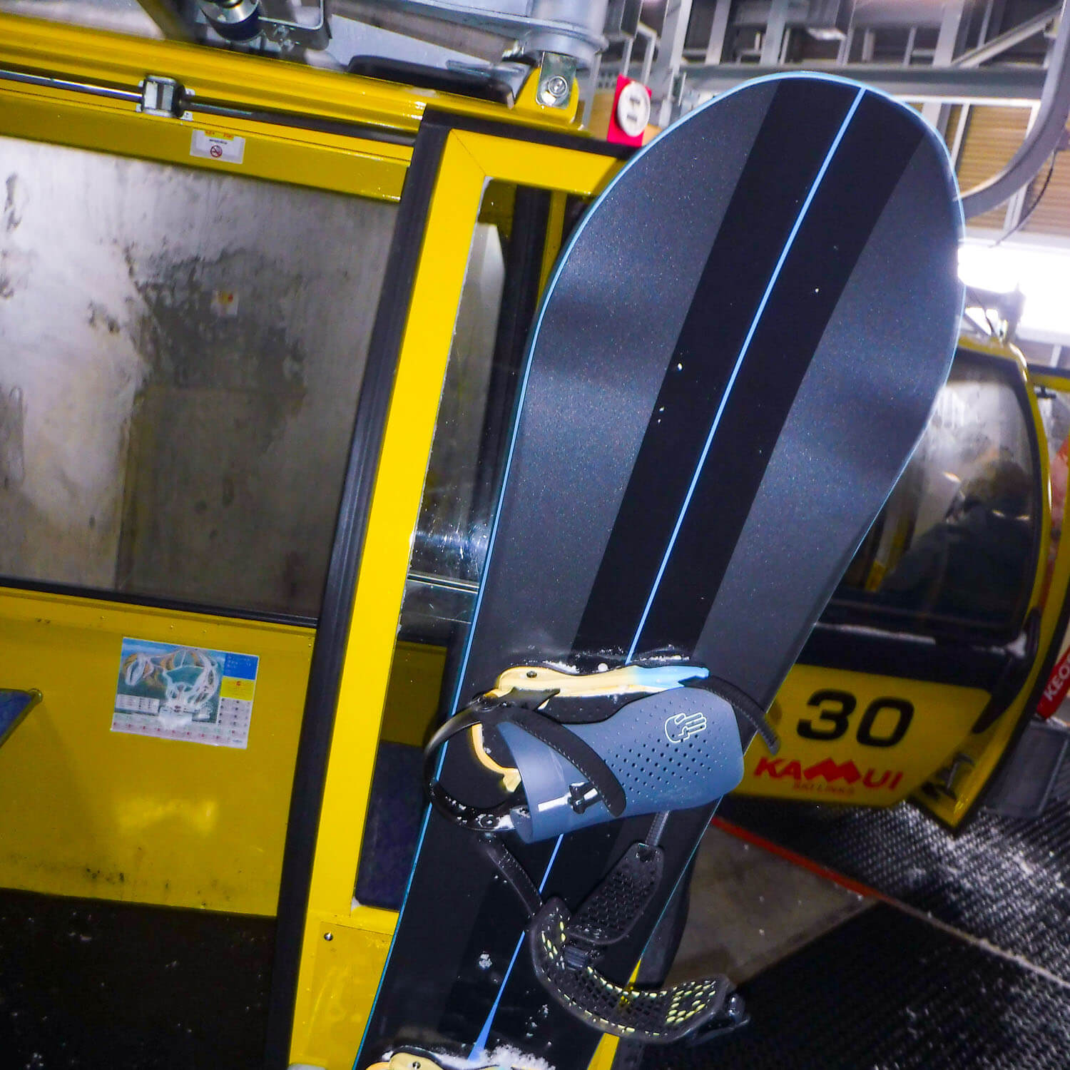 Bataleon The Surfer Powder/Freeride Snowboard