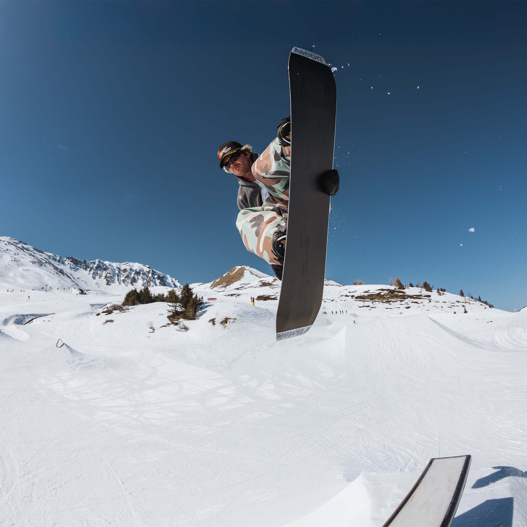 Bataleon Wallie Freestyle Snowboard