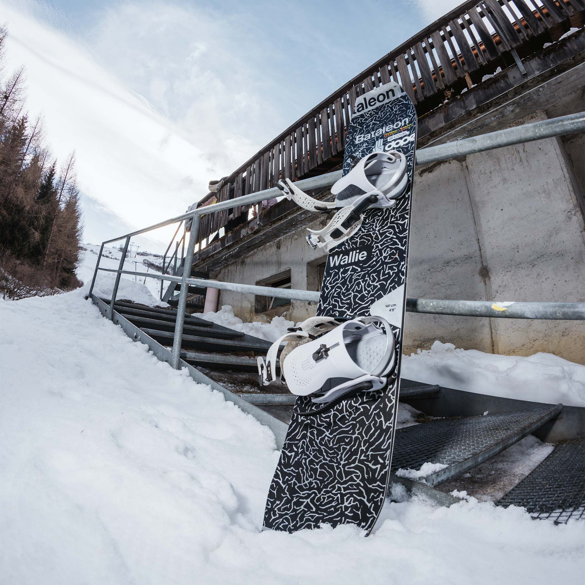 Bataleon Wallie Freestyle Snowboard