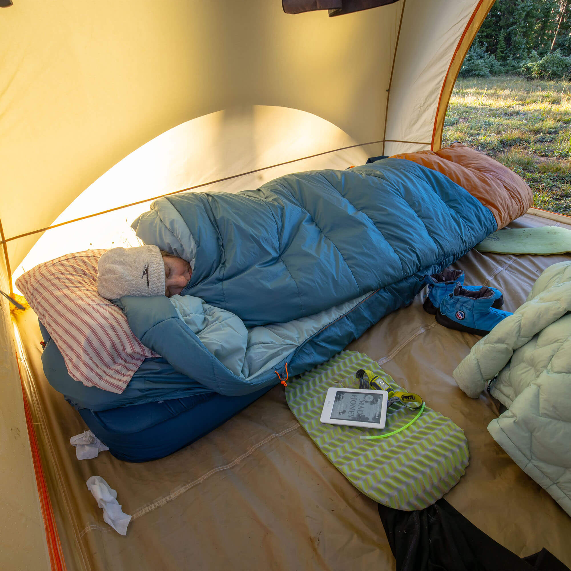 Big Agnes Echo Park 20 Synthetic Insulated Three Season Sleeping Bag