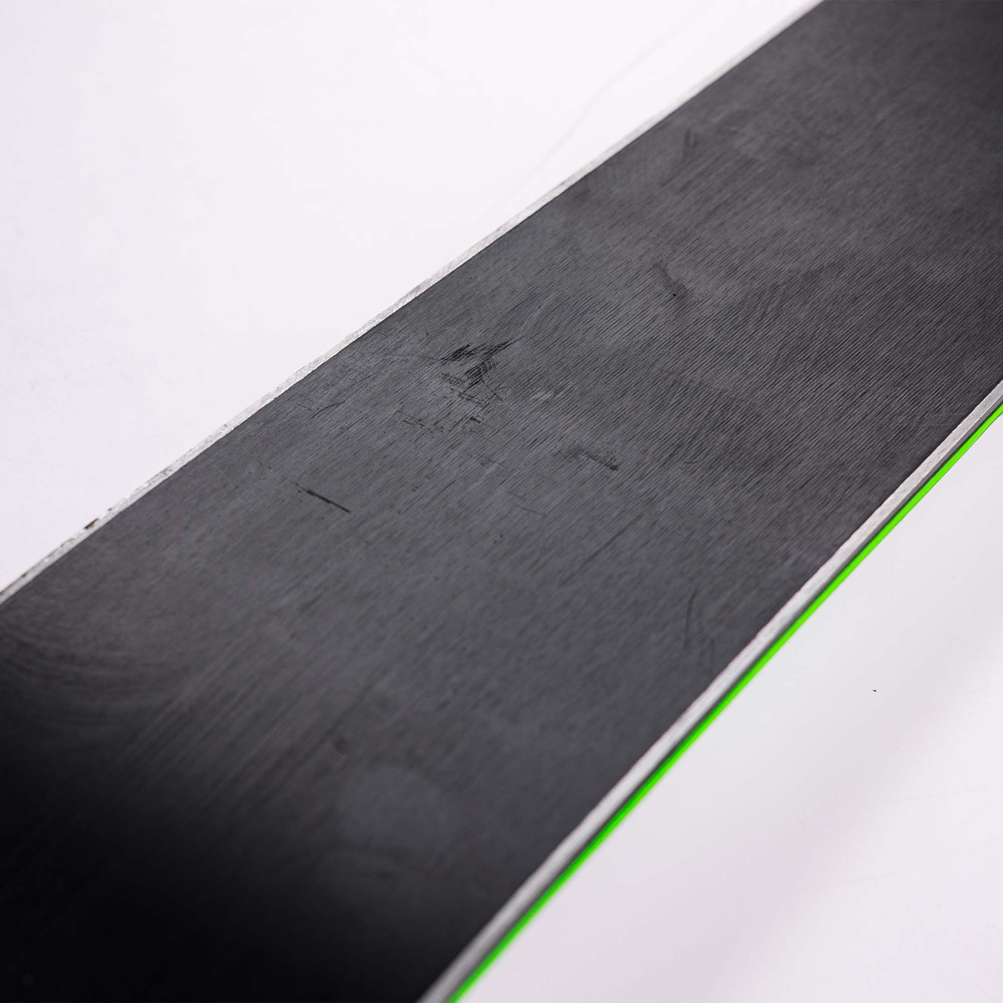 Miss Drilled Black Crows Captis Skis