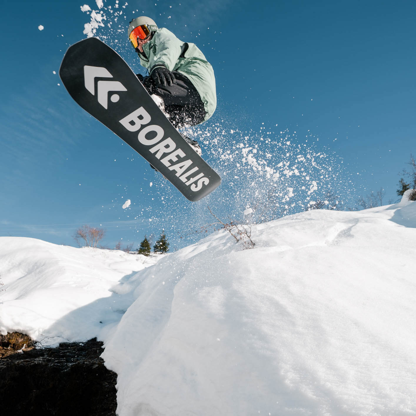 Borealis Auriga All Mountain/Freestyle Snowboard