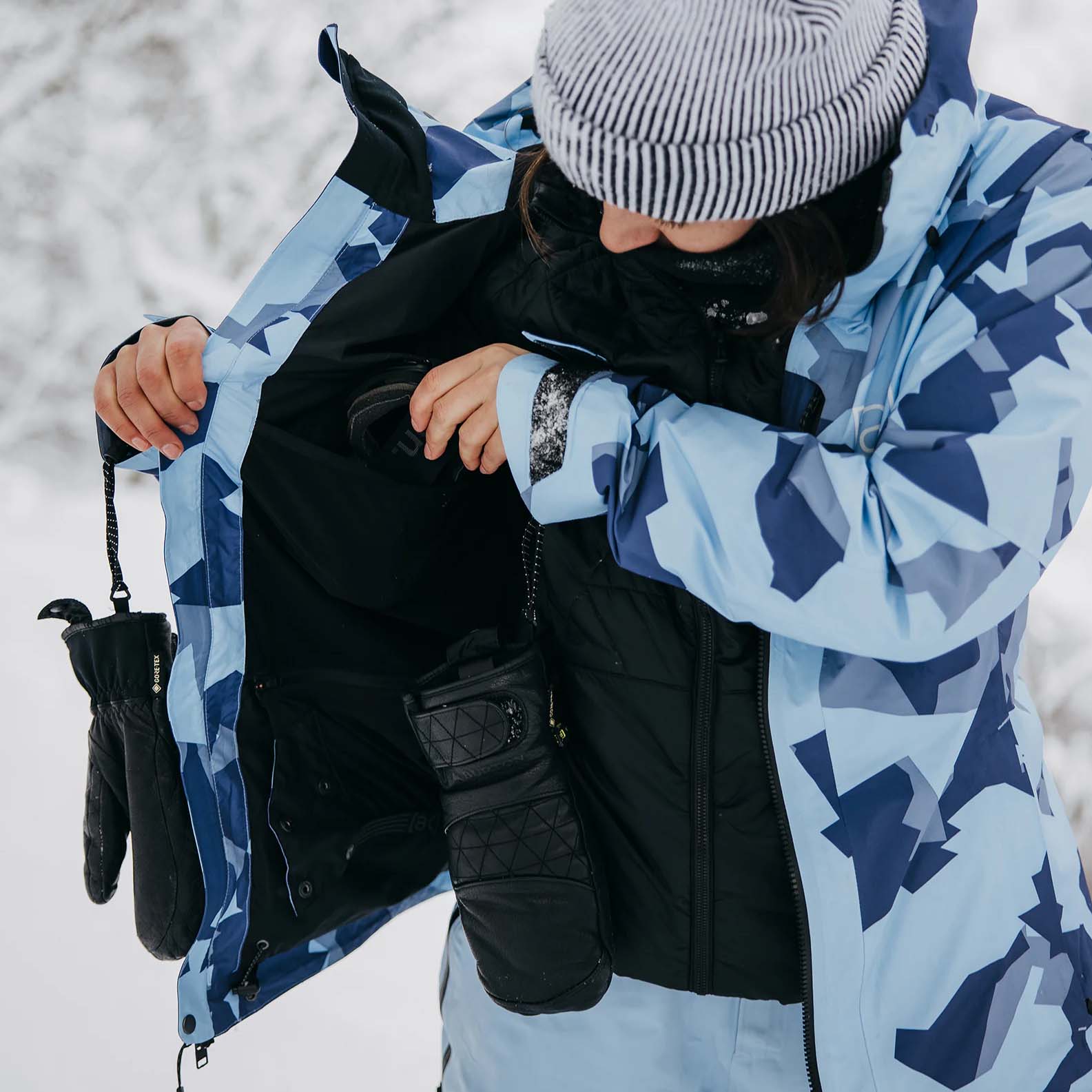 Burton [Ak] Upshift Gore-Tex 2L Jackets | Absolute-Snow