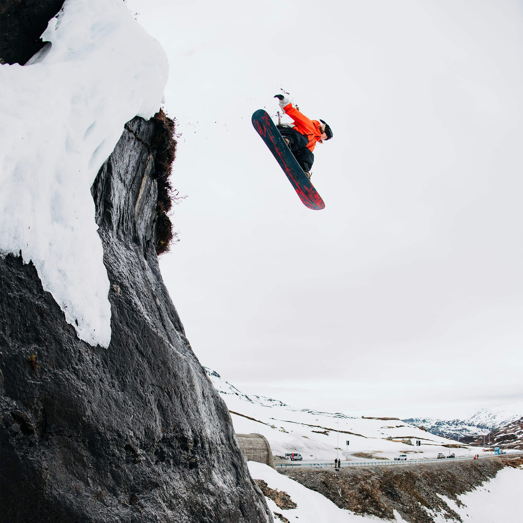 Burton Blossom Camber All Mountain/Freestyle Snowboard