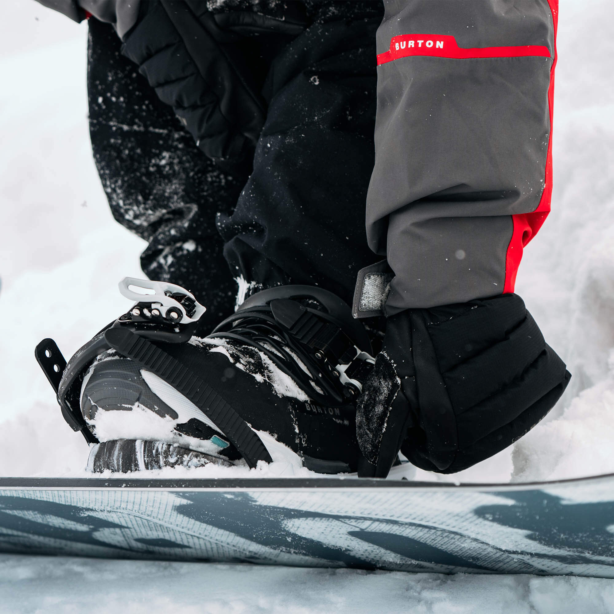 Burton Custom X Camber All Mountain Snowboard