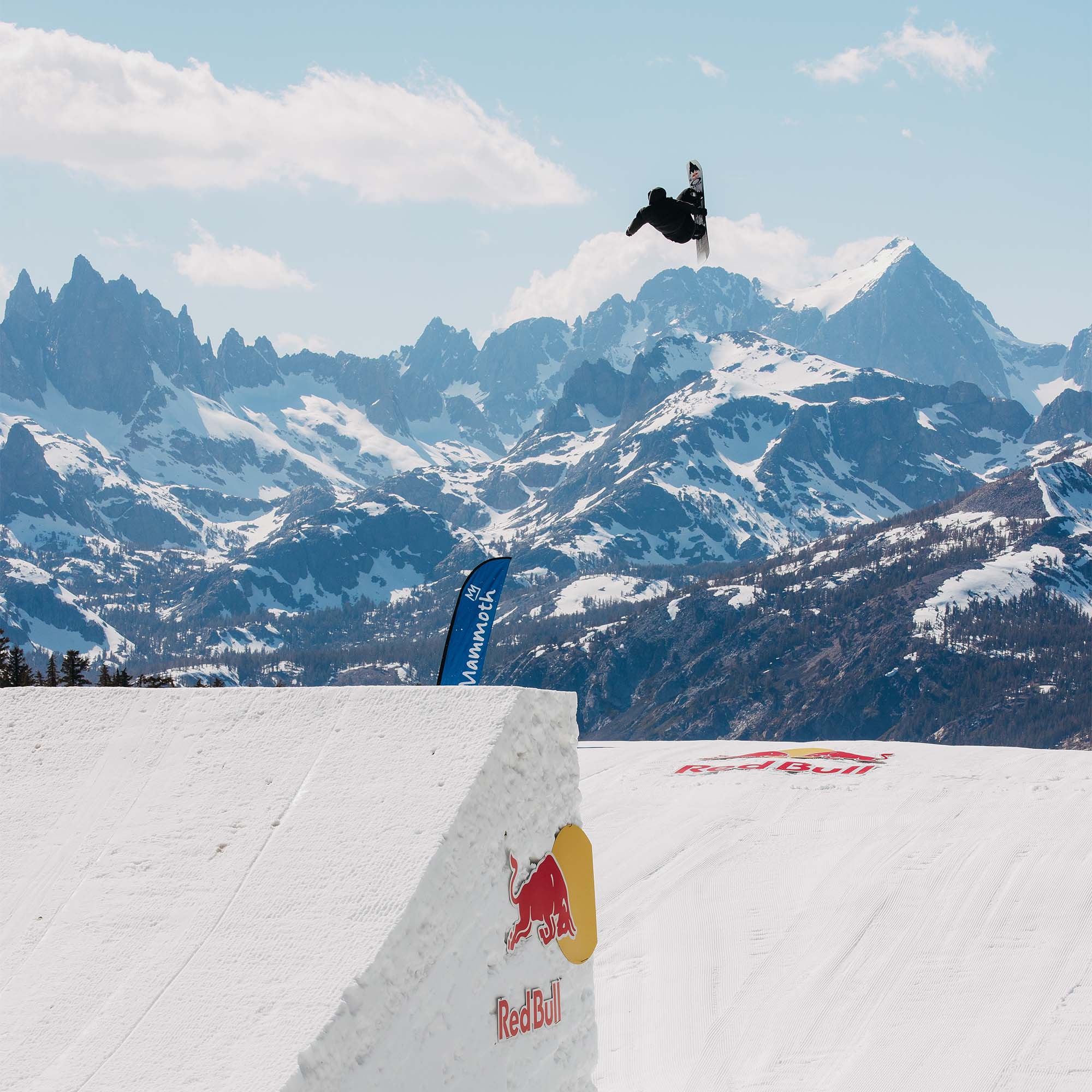 Burton Custom X All Mountain/Freeride/ Powder Snowboard