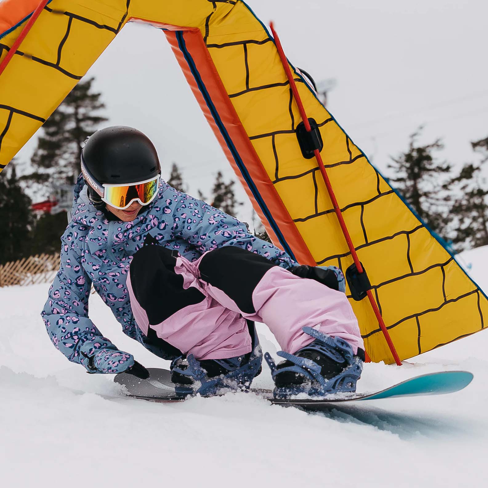 BURTON KIDS SKYLAR BIB 子供用スノーボードパンツ 140 Burton Kids' Skylar 2L Bib Pants Bottoms | Absolute-Snow