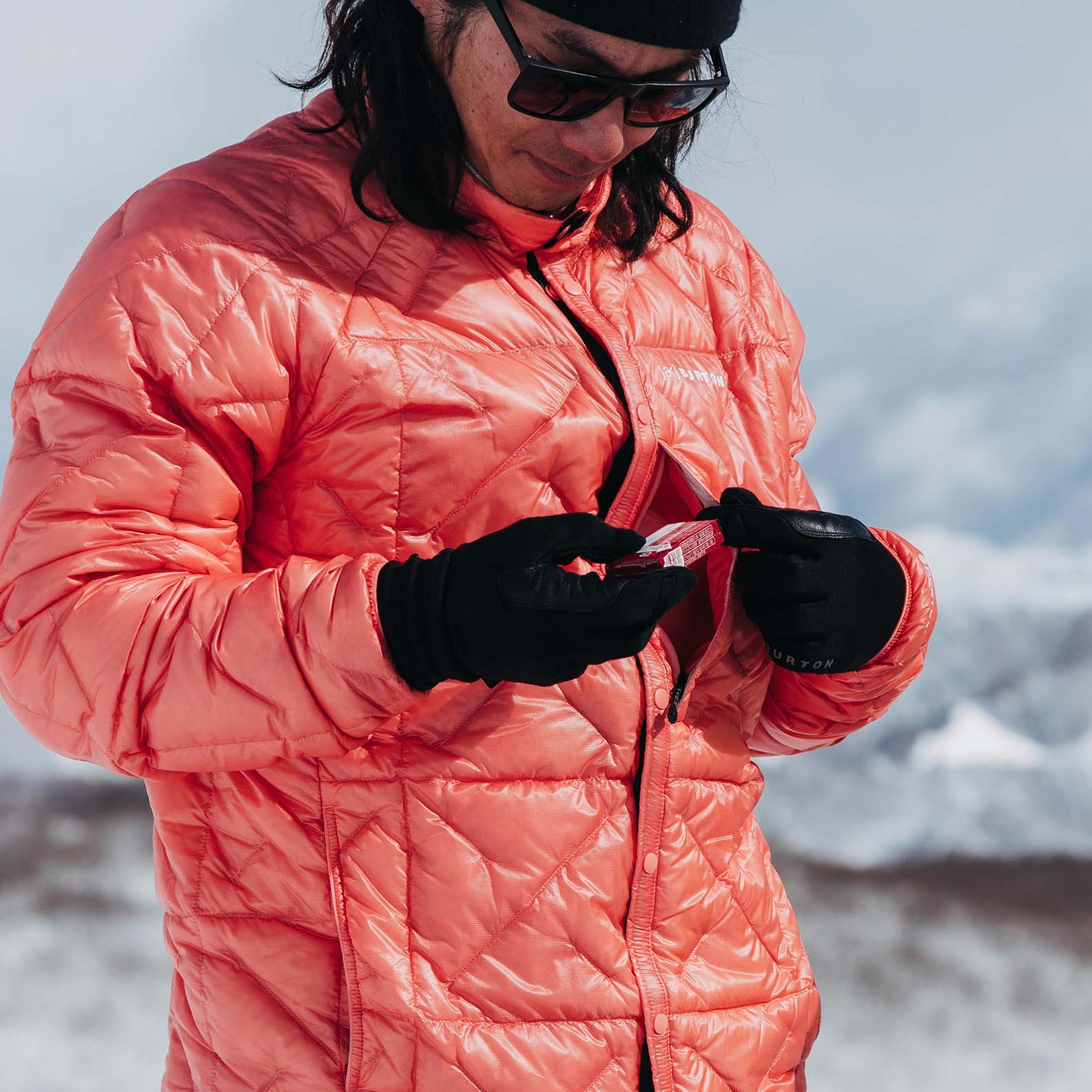 Burton [ak] BAKER JACKET Mサイズ Men's Burton [ak] Baker Hooded Down Jacket | Burton.com