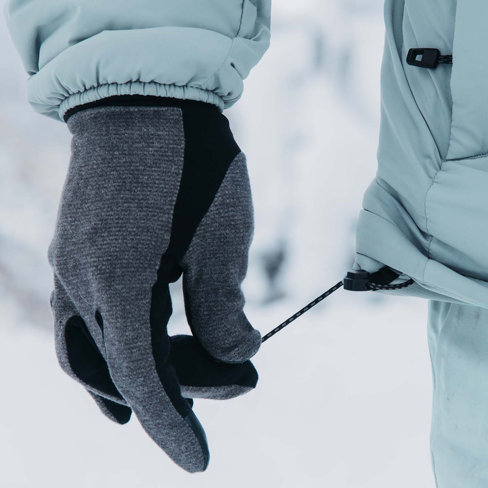 Burton [ak] Helium Hooded Stretch Insulated Ski/Snowboard Jacket