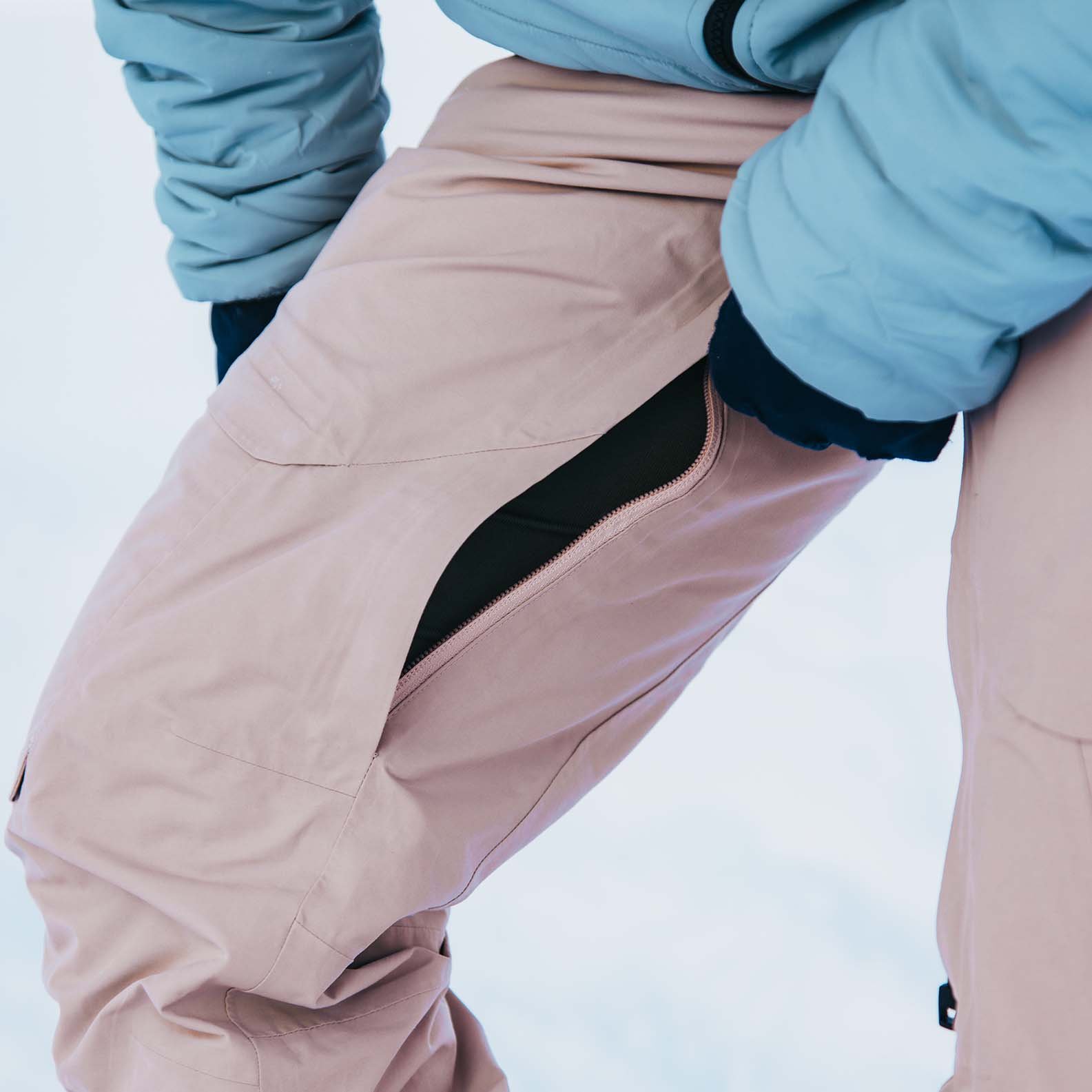 BURTON　WOMANS　AK　２L　SUMMIT　PT　SMALL　Sサイズ BURTON ［ak] コレクション『 Women's Burton ［ak] Summit GORE