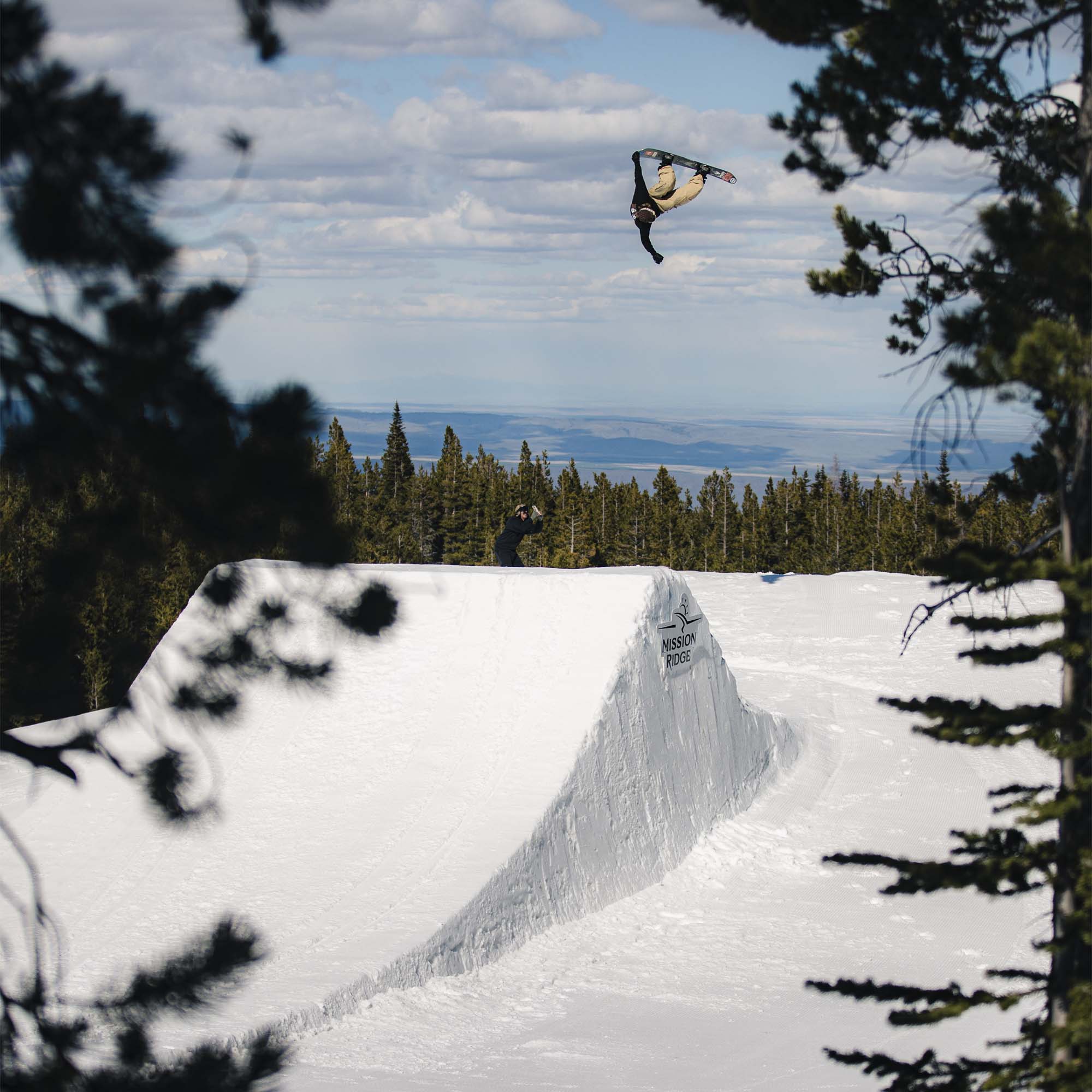 Capita D.O.A. All Mountain Snowboard