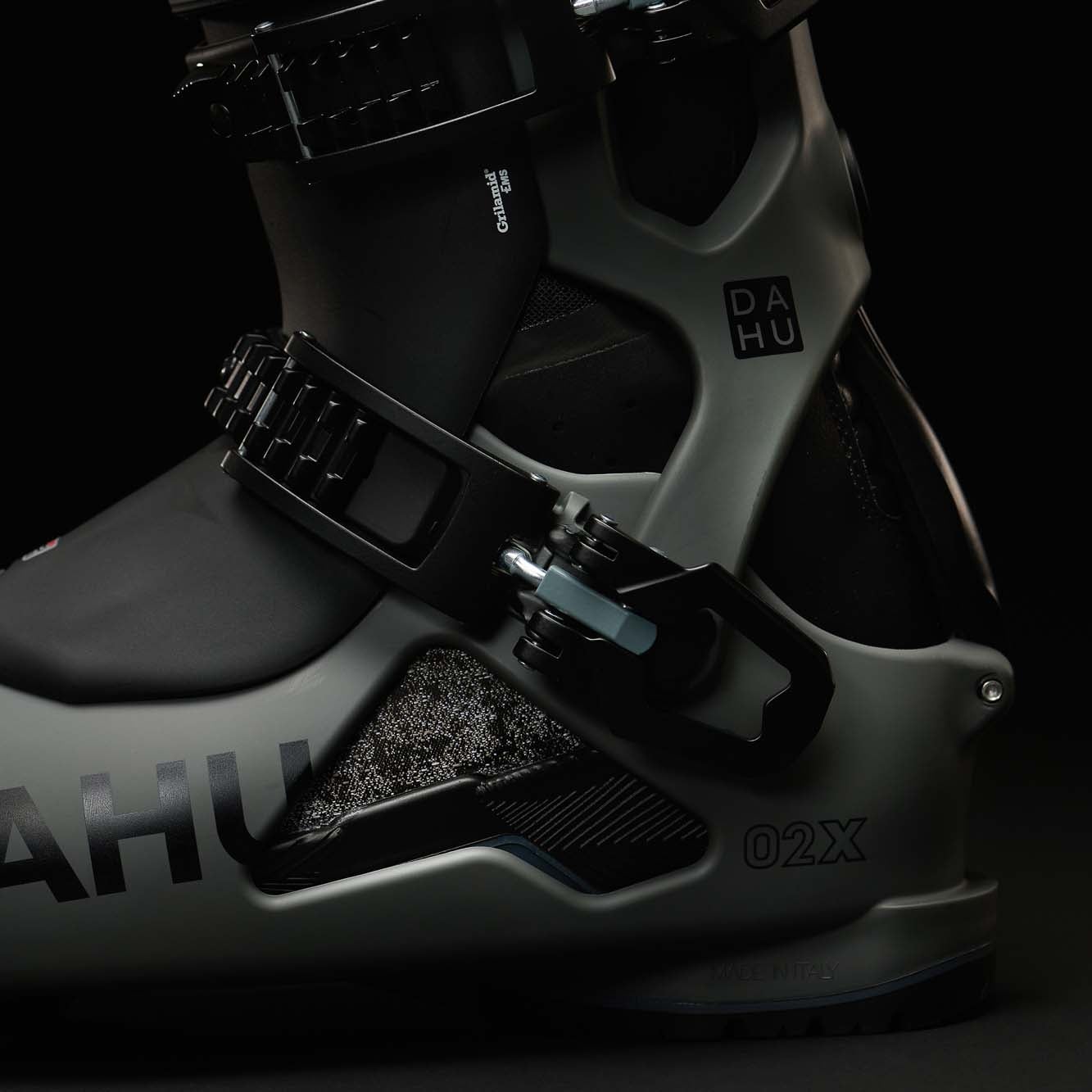 DAHU 02X Ski Boots