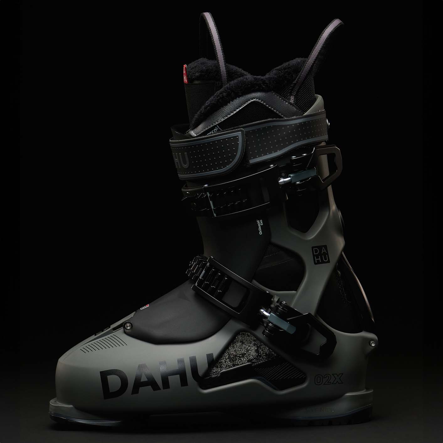 DAHU 02X Ski Boots