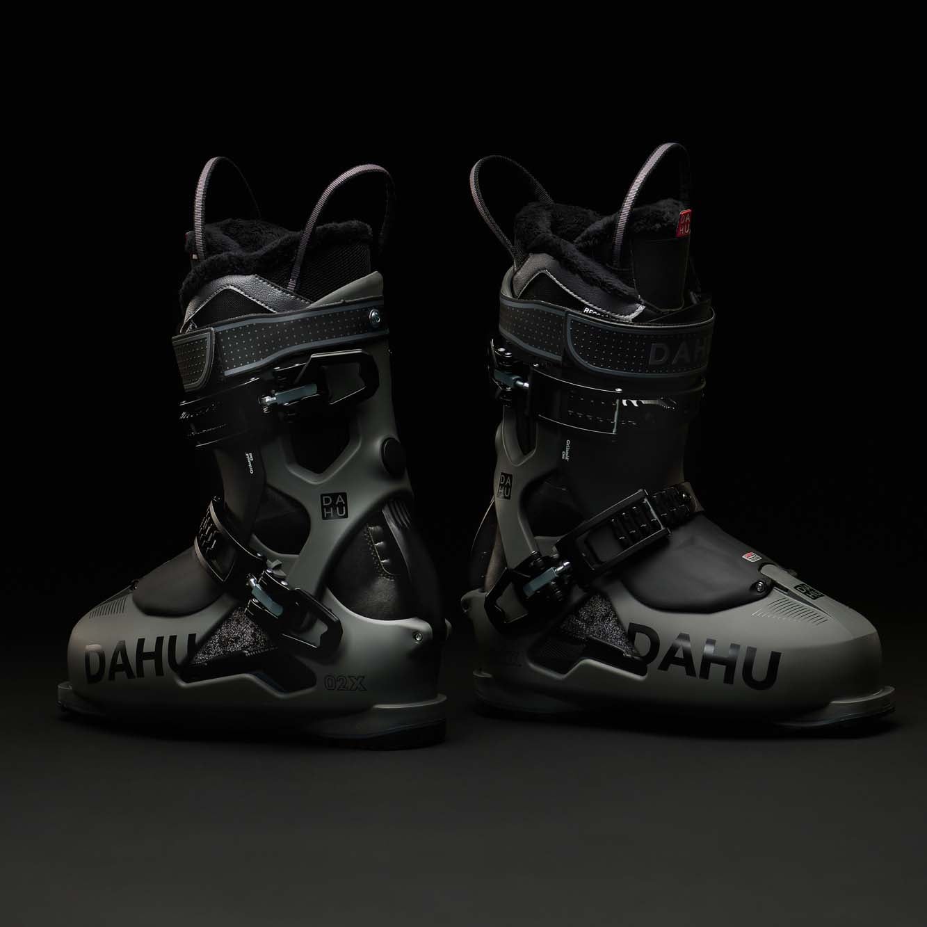 DAHU 02X Ski Boots