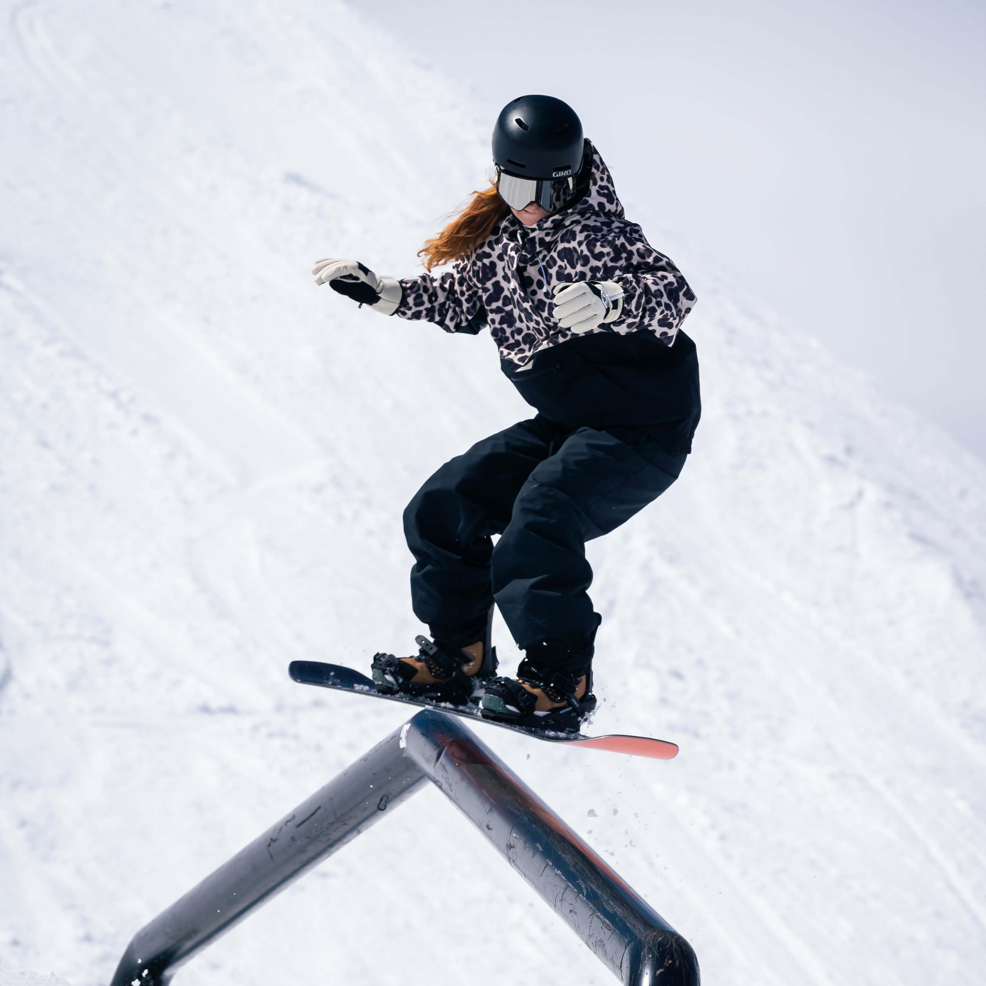 DC Chalet Women's Ski/Snowboard Anorak Jacket