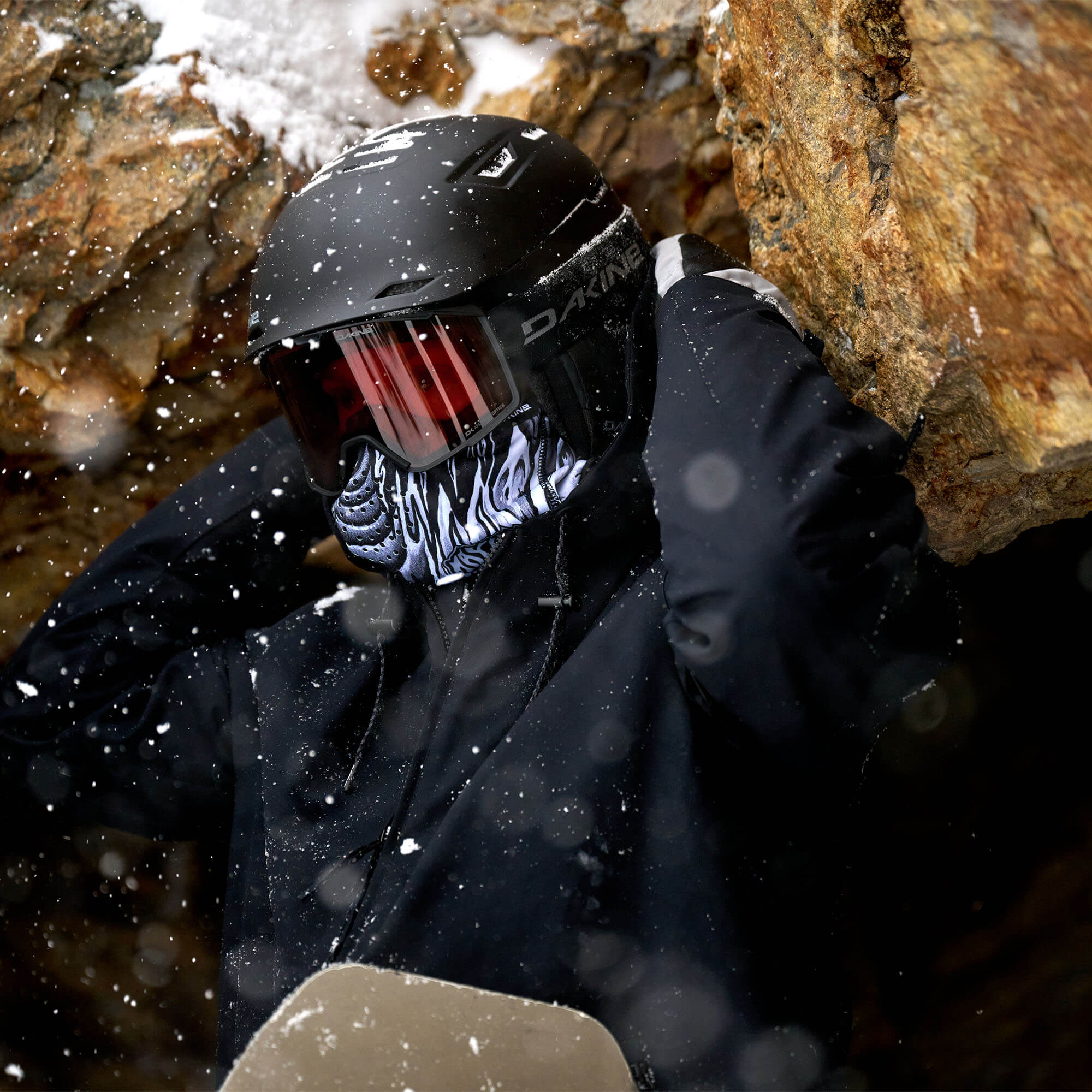 Dakine Forecast MIPS Ski/Snowboard Helmet