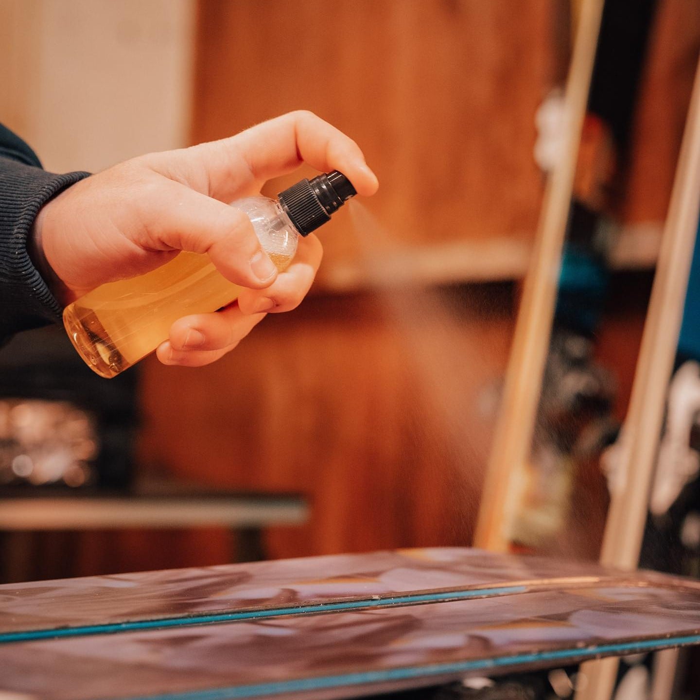 Demon Orange Citrus Snowboard/Ski Base Cleaner