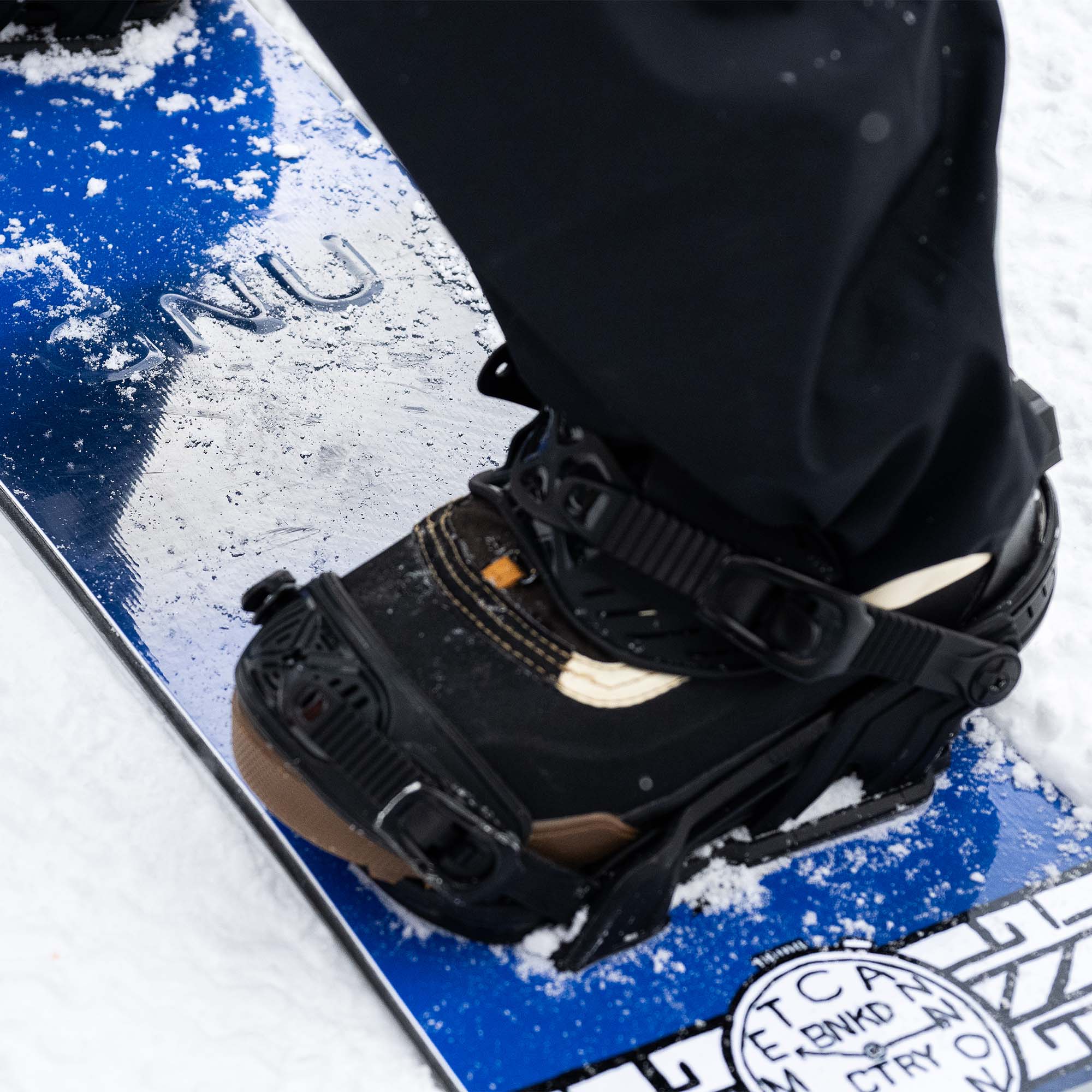 23-24 GNU スノーボード 155 BANKED COUNTRY 23-24 GNU スノーボード 155 BANKED COUNTRY