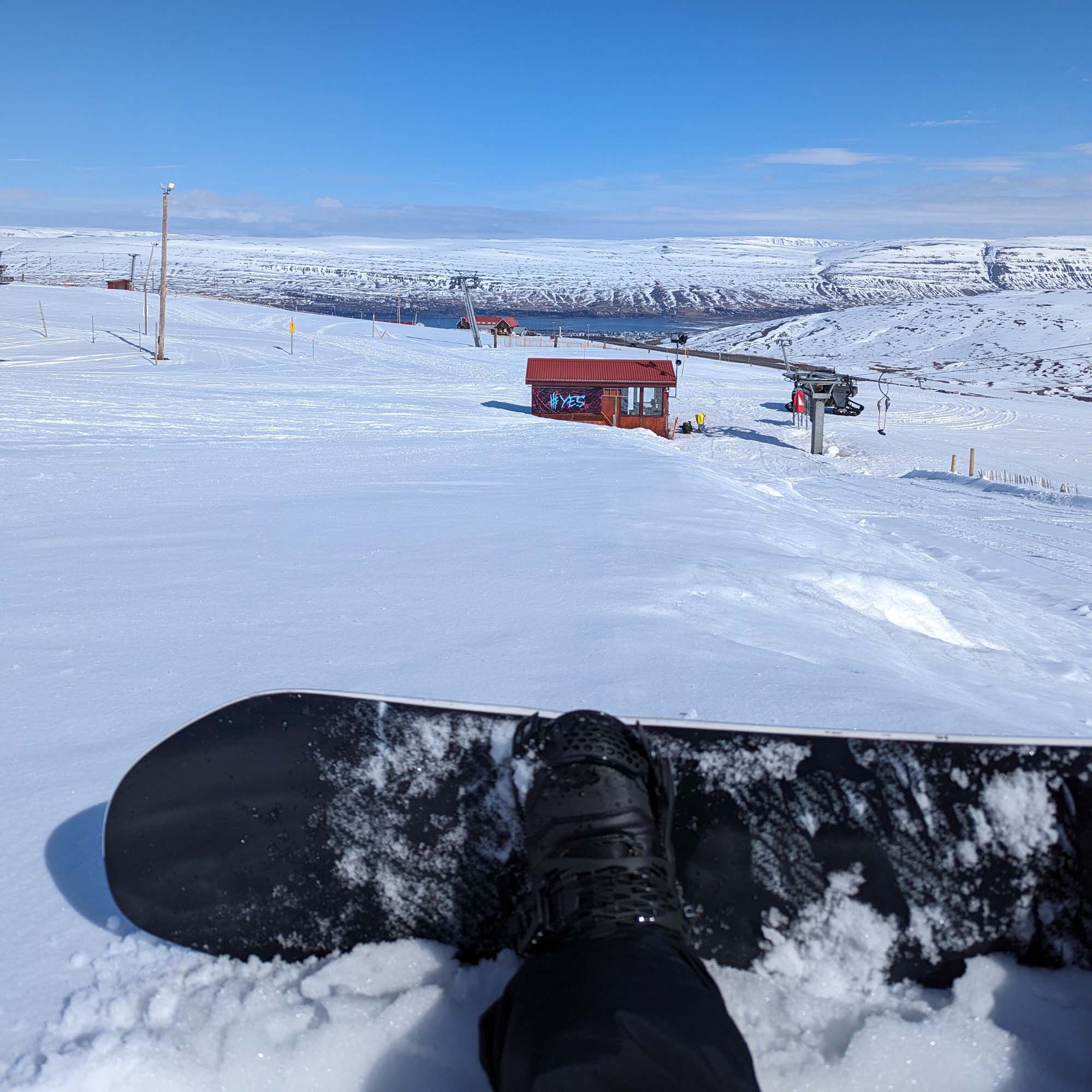Yes Basic Snowboards 2025 | Absolute-Snow