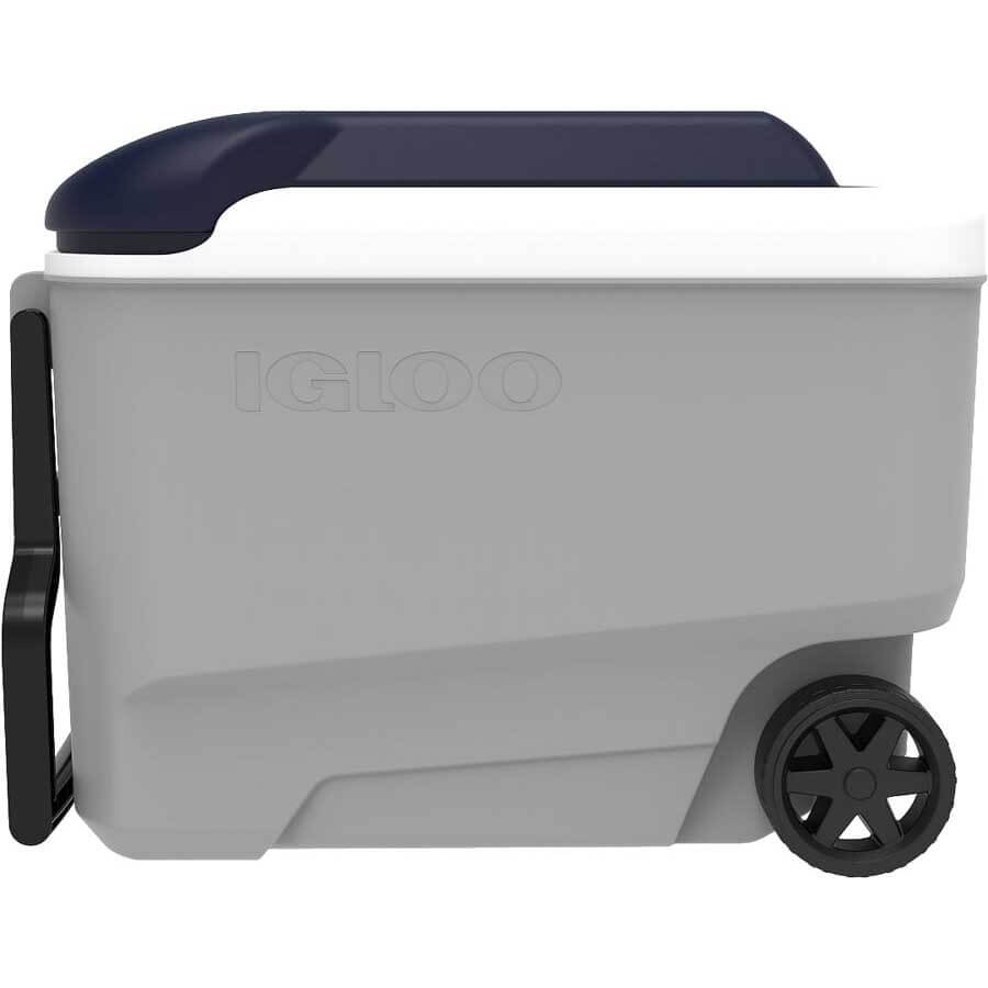 Igloo Maxcold 40 Roller Wheeled Camping Cool Box