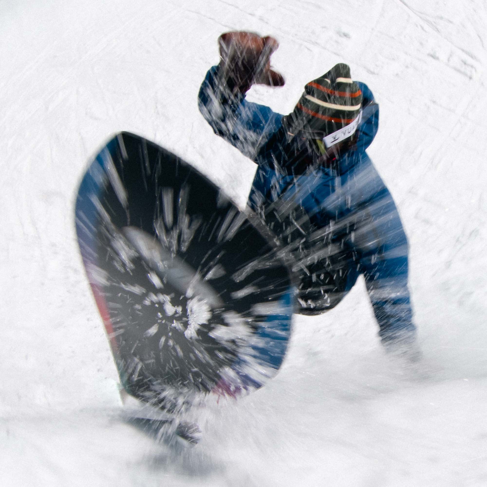 Jones Mountain Twin Snowboards 2026 | Absolute-Snow