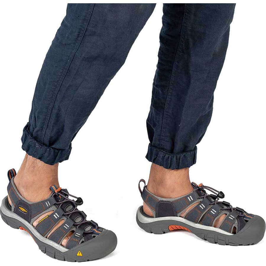 Keen Newport H2 Walking Sandals