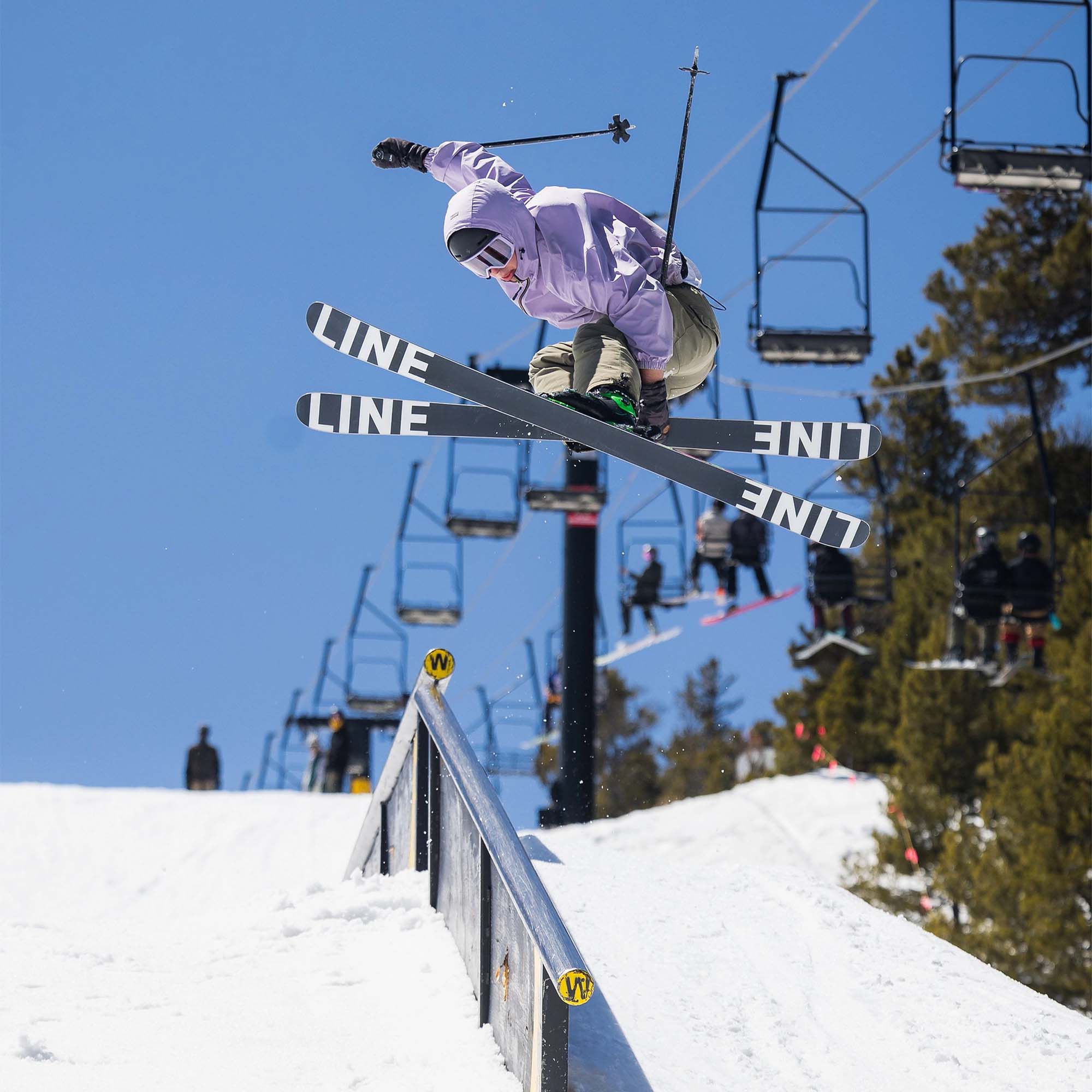 Line Honey Badger Freestyle Skis