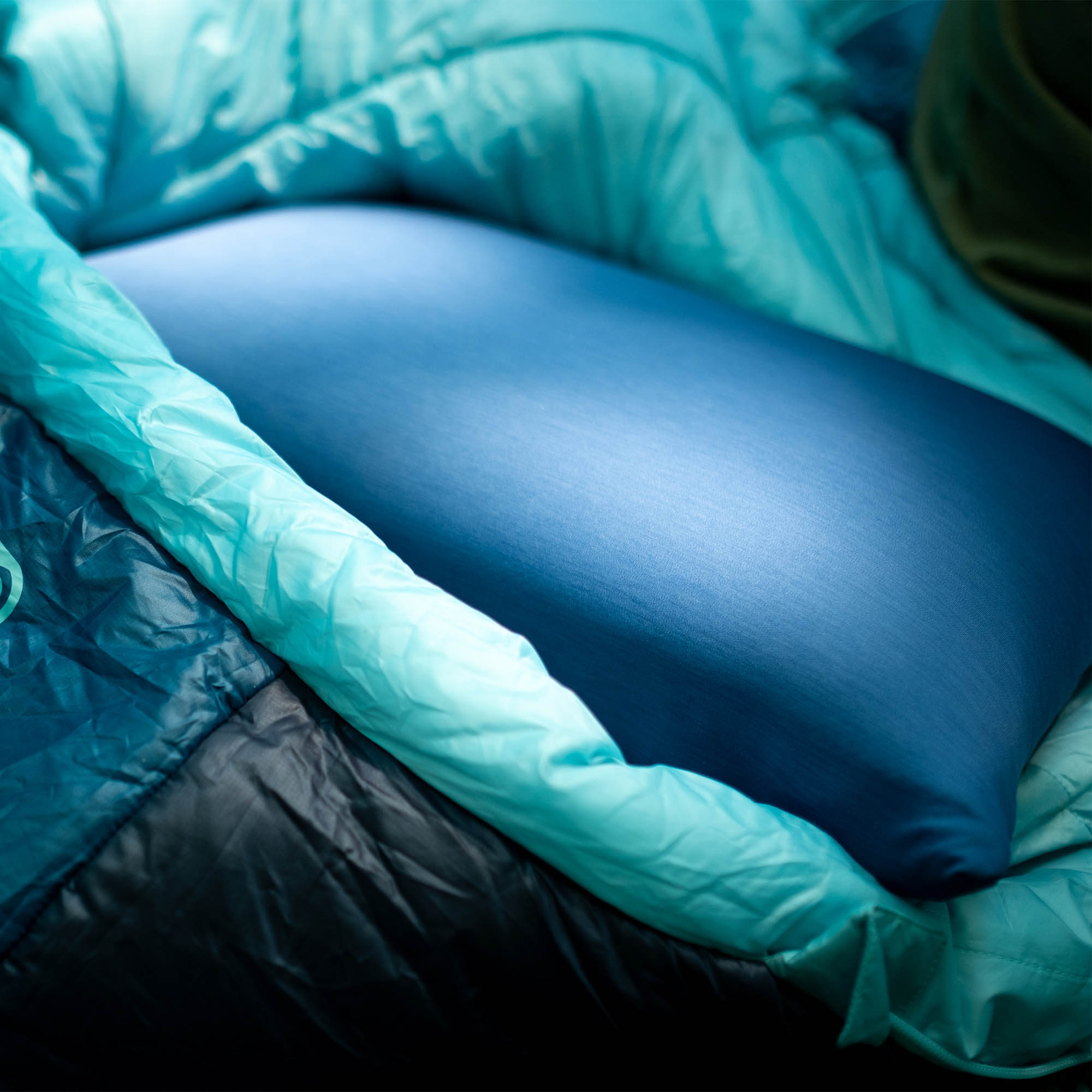 Nemo Fillo Wide Inflatable Pillow