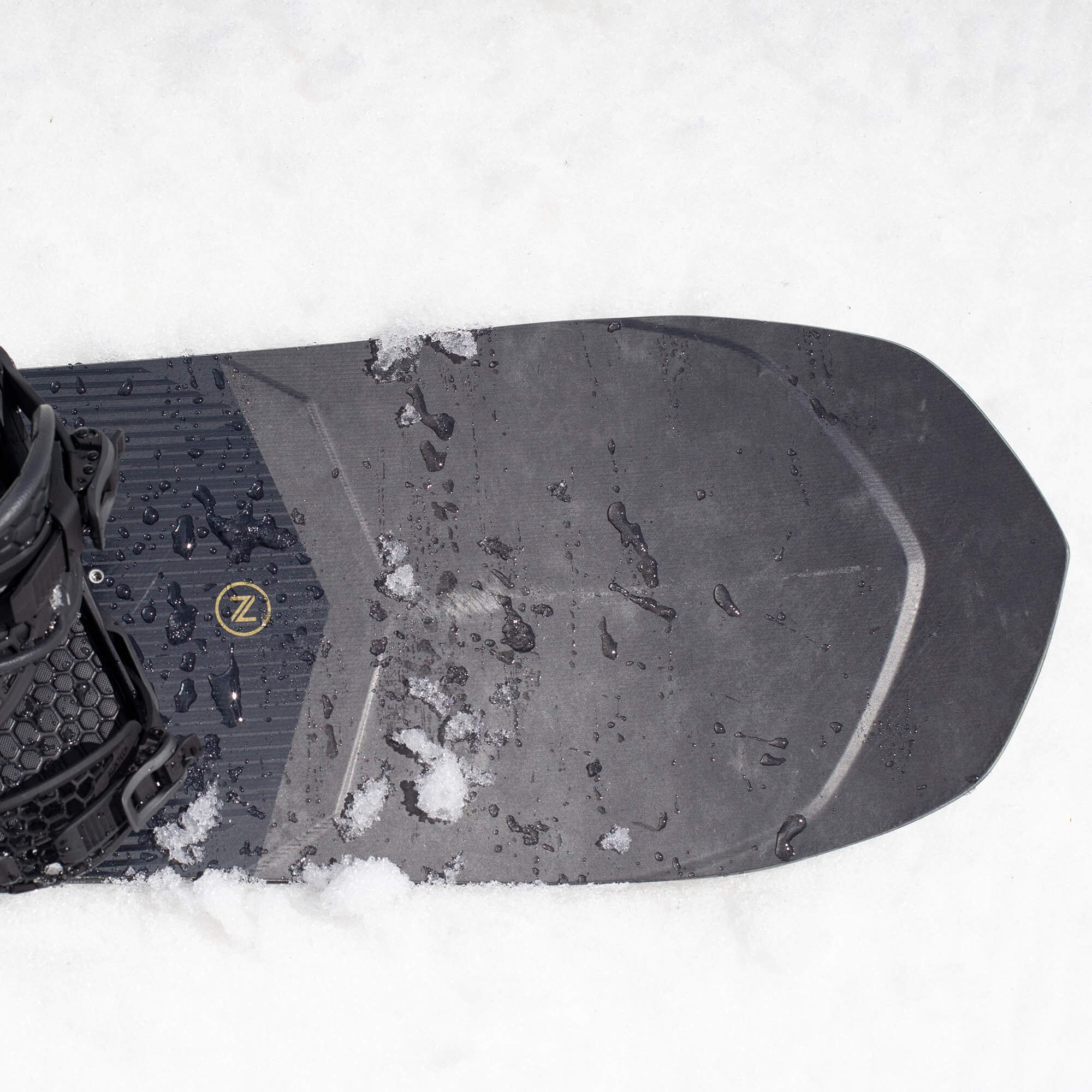 Nidecker Megalight Hybrid Camber Snowboard