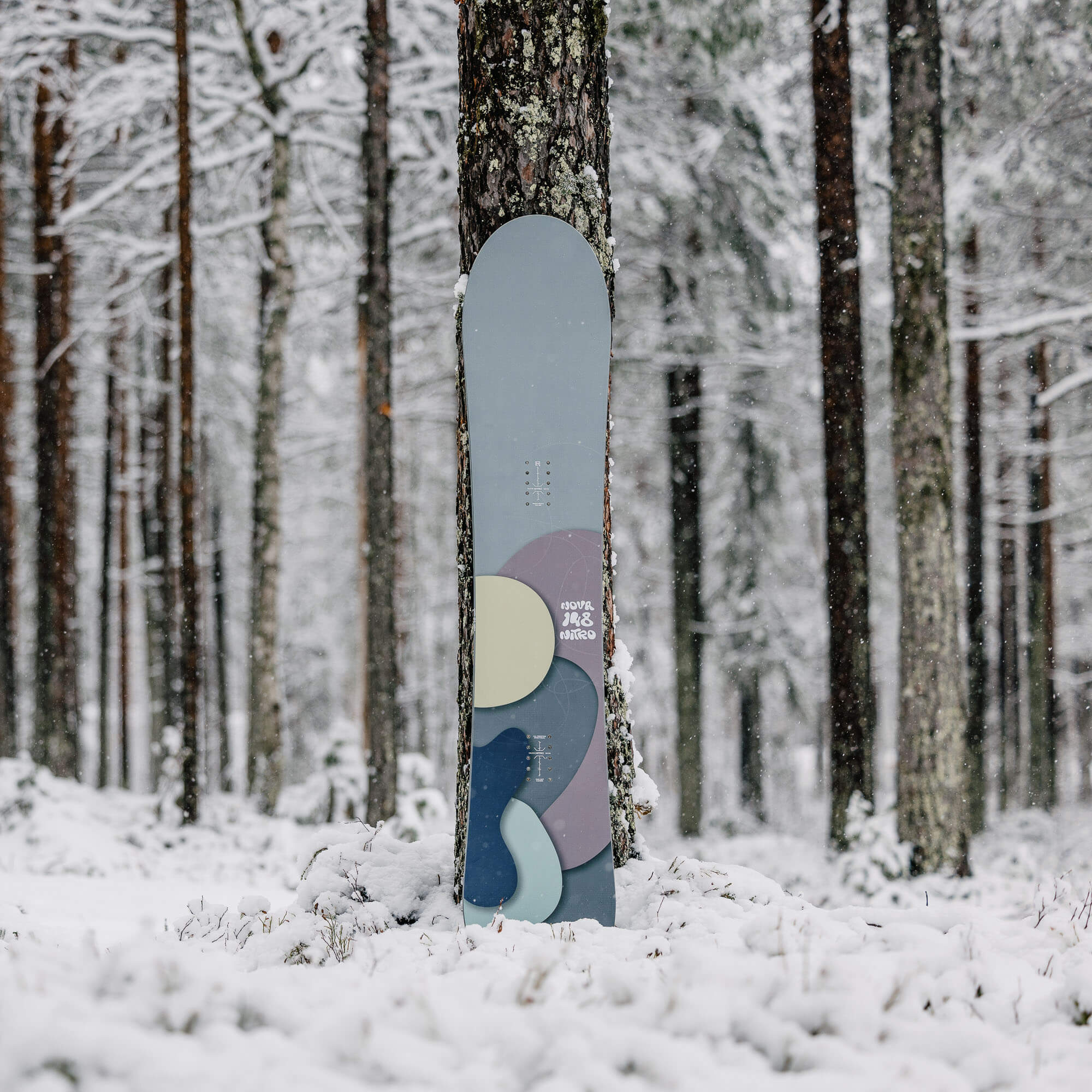 Nitro Nova Women's All Mountain Snowboard