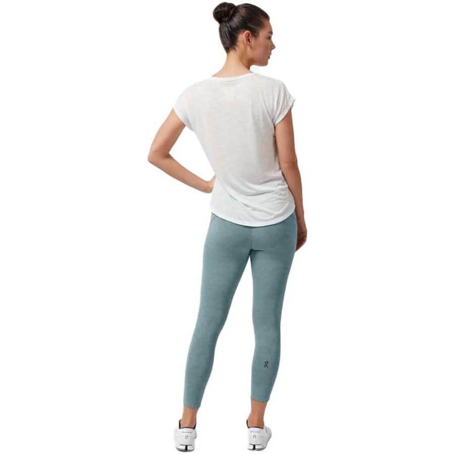 On Active-T Flow Women's Top