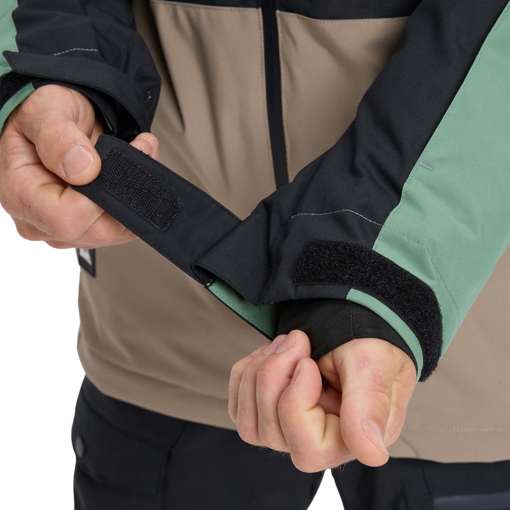 Quiksilver Sycamore Ski/Snowboard Jacket