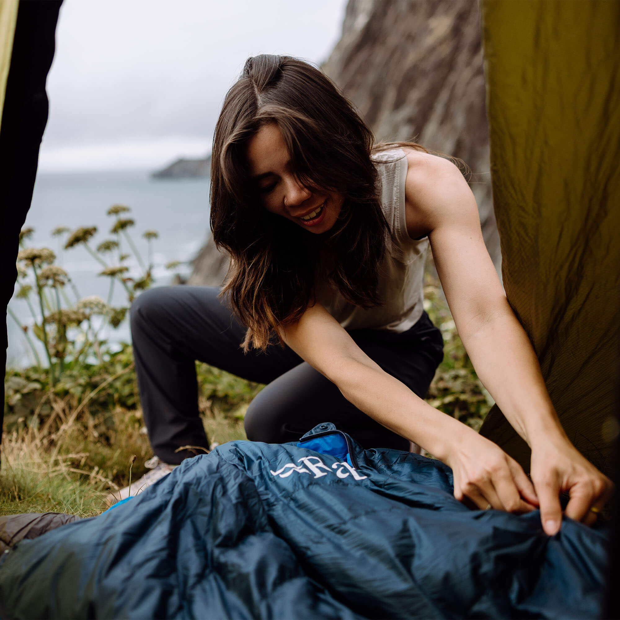 Rab Women's Ascent -6C/20F Regular Lightweight Down Sleeping Bag