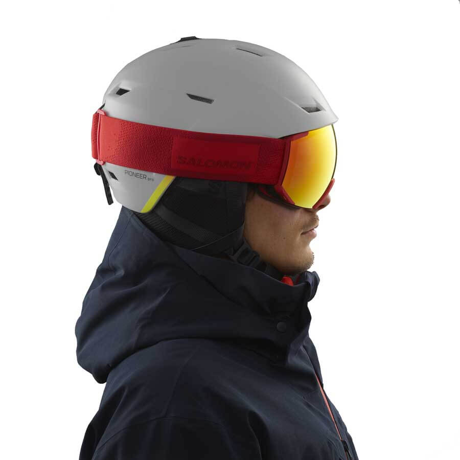 Salomon Pioneer LT PRO Snowboard/Ski Helmet