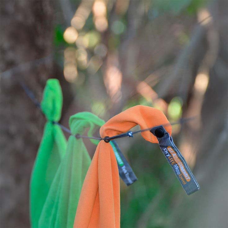 Sea to Summit Portable No-Peg Clothesline