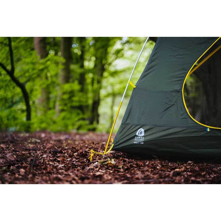 Sierra Designs Meteor 3000 2 Lightweight Backpacking Tent