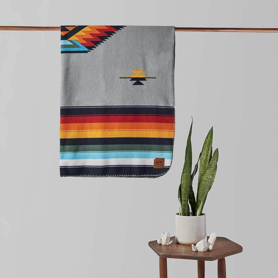 Slowtide Valen Blanket