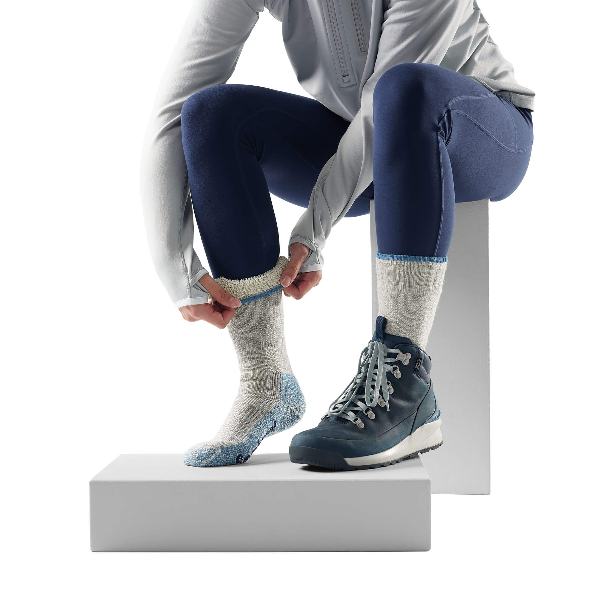 Smartwool Mountaineering Classic Max. Cushion Crew Women's Hiking Socks