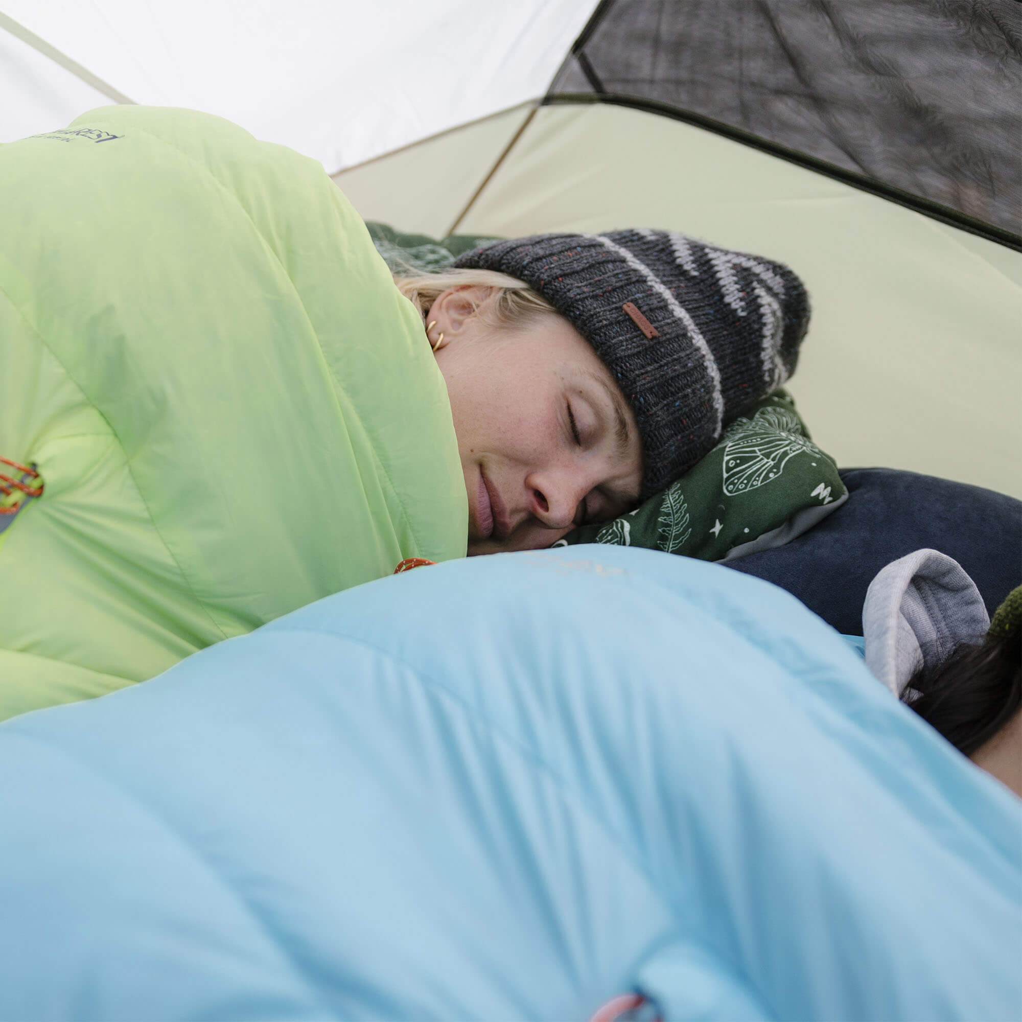 ThermaRest Compressible Pillow Cinch Camping Pillow