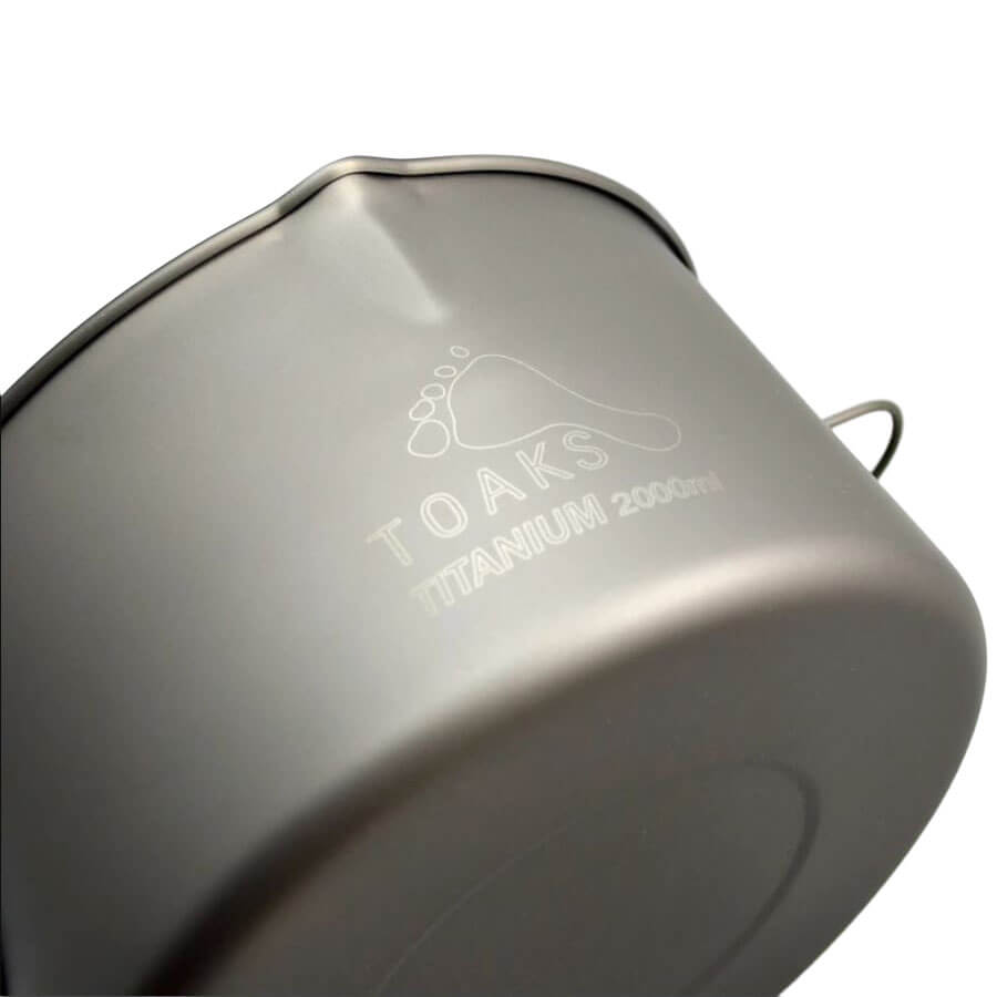 Toaks Titanium Pot + Bail Handle POT-2000-BH Ultralight Cookware